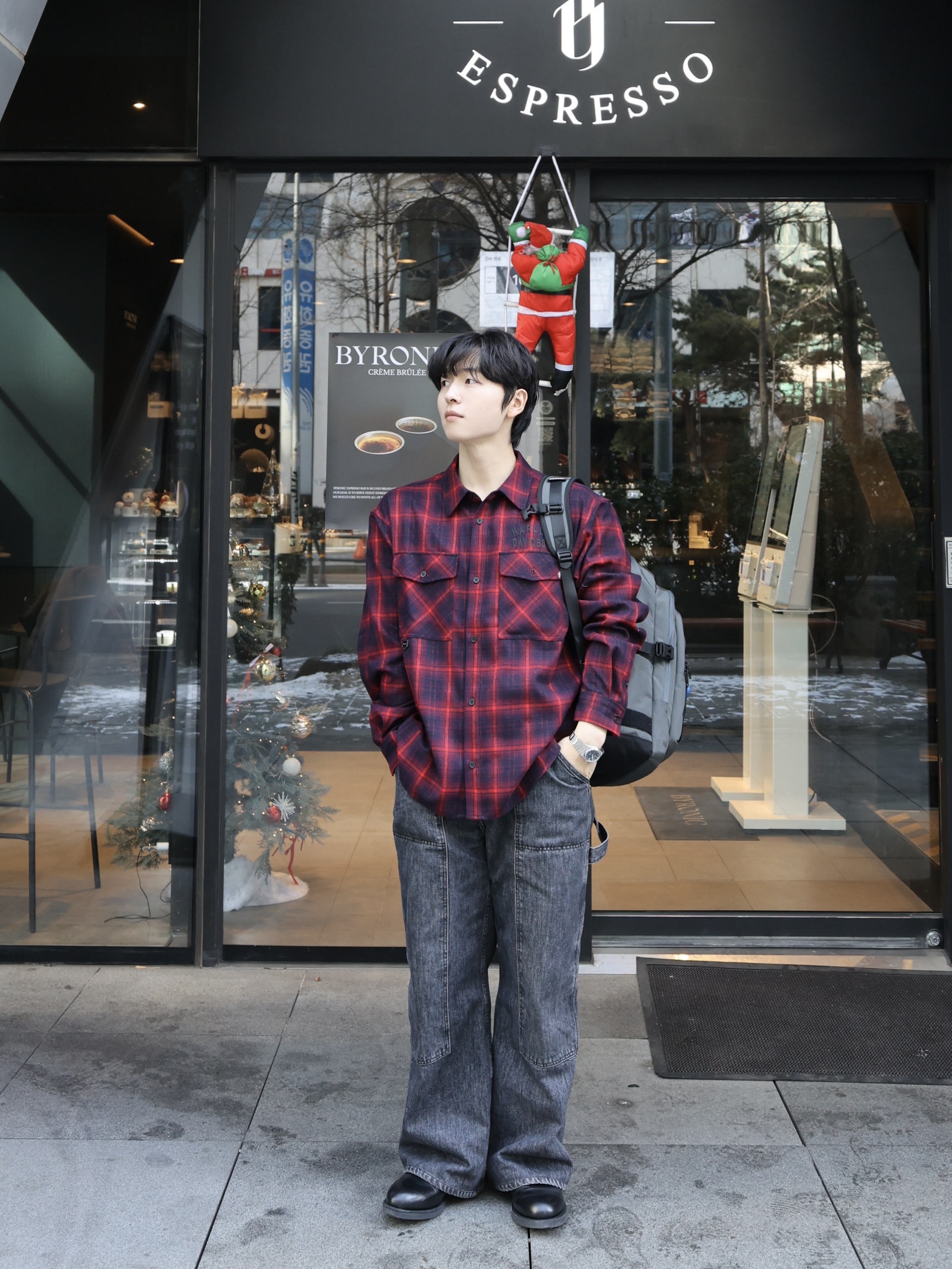 Red Wing Postman 101 Black Chaparral - D, Tissot PRX Powermatic 80 35mm Steel Blue 착용 스타일 - 1