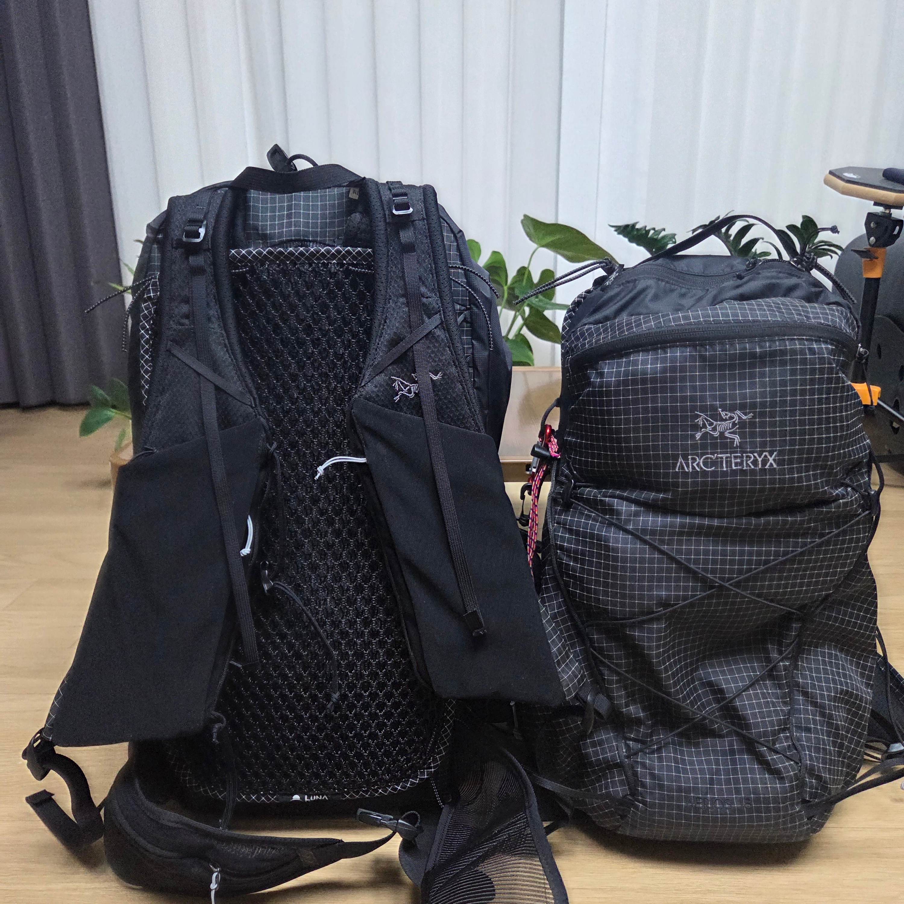 Arc'teryx Aerios 35 Backpack Black 착용 스타일 - 2