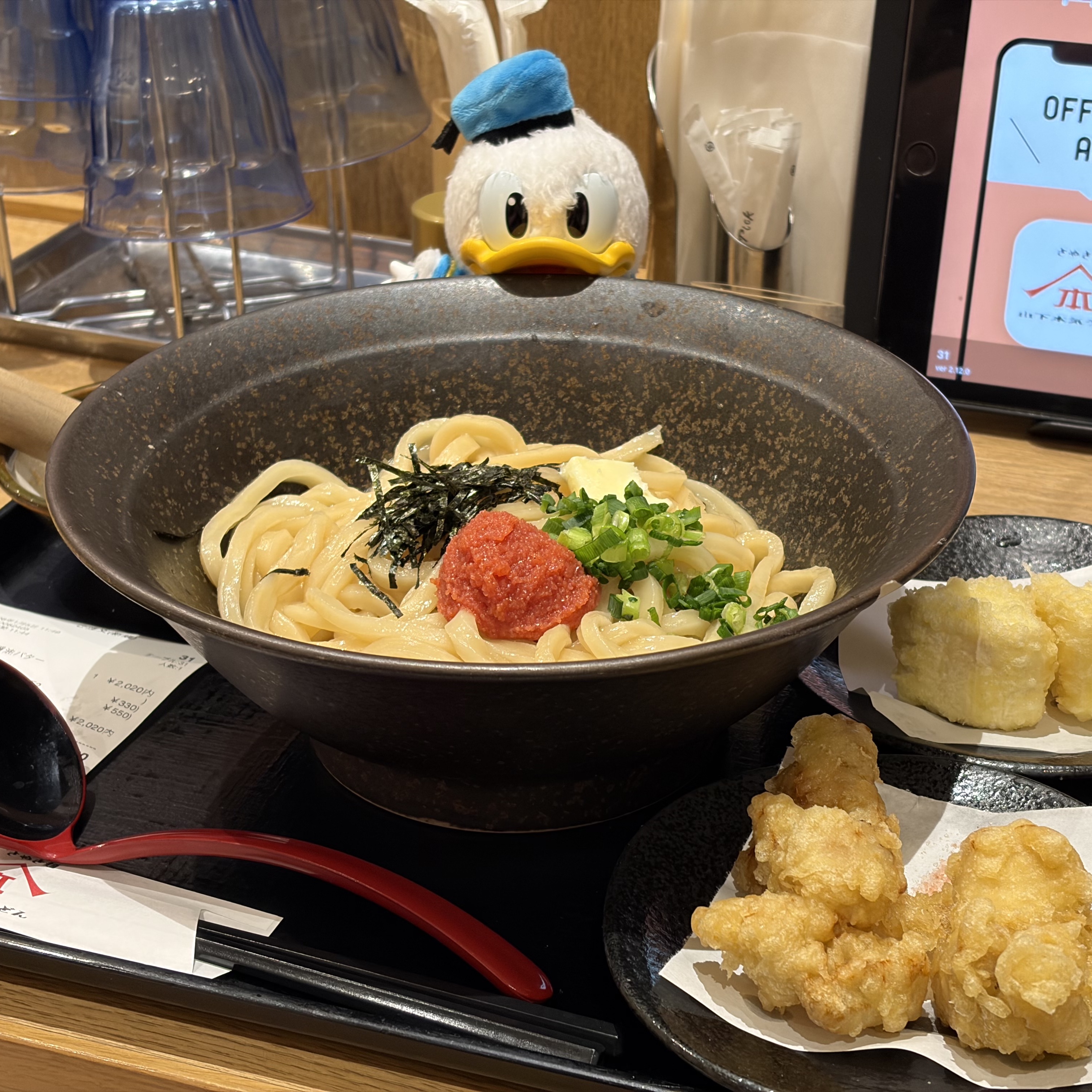 Pop Mart Mickey Family Cute Together Keychain Donald Series (Opened Case) 착용 스타일