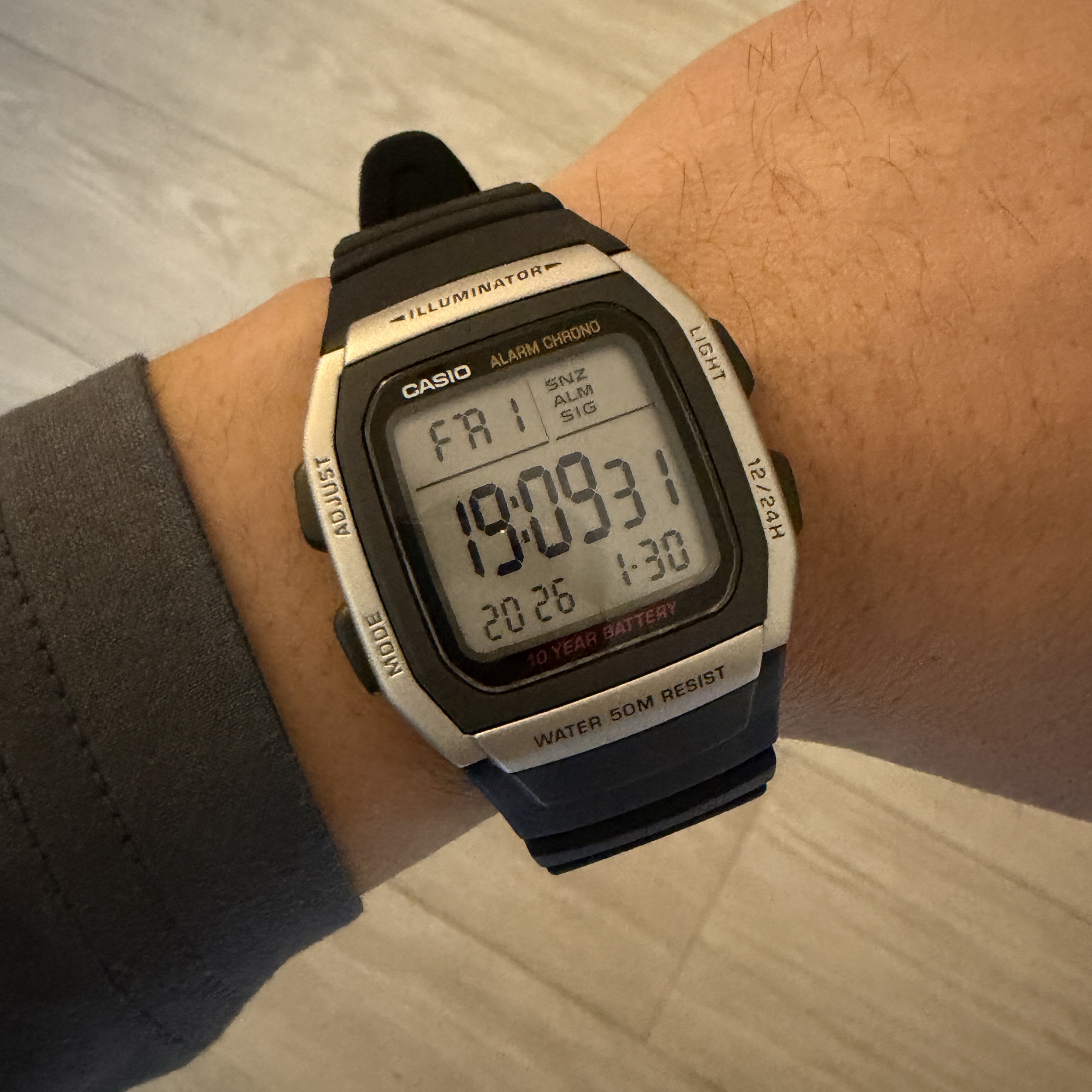 Casio W-96H-1AV 착용 스타일 - 1
