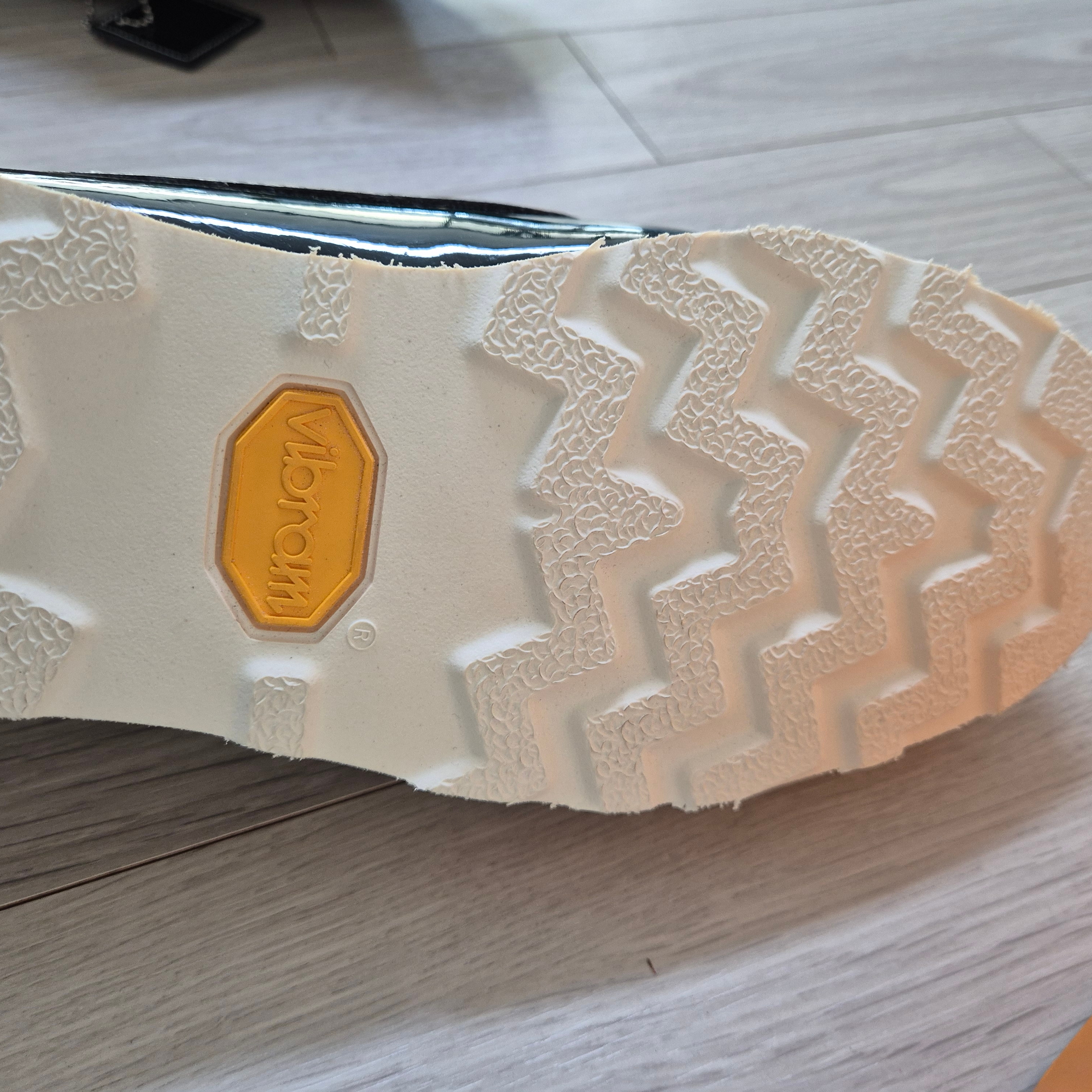 KASINA x Timberland 3 Eye Wedge Vibram Dark Green 착용 스타일 - 3