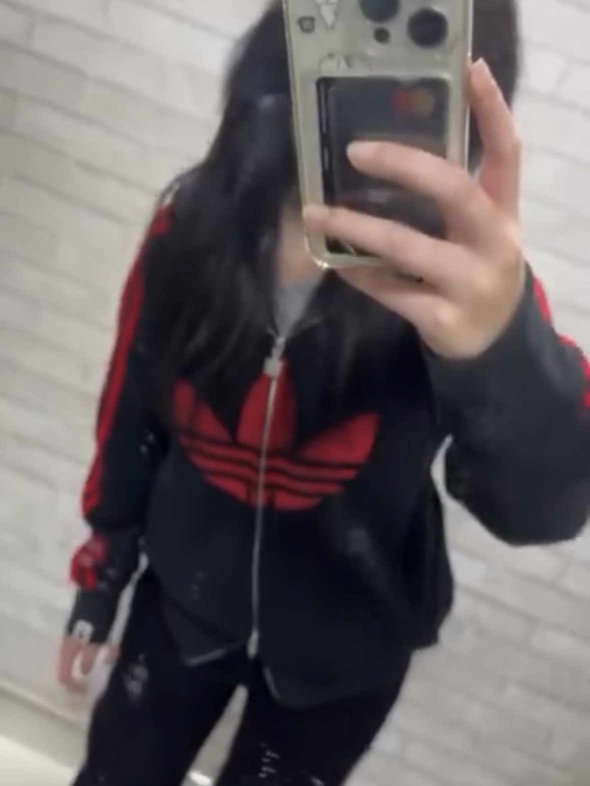 Adidas x BAPE Ultimate Shark Hoodie Black - KR Sizing, Stussy 8 Ball Hoodie Black - 21FW 착용 스타일 - 2