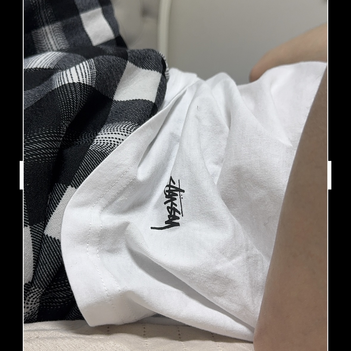 Stussy Undershirt White (3 Pack) 착용 스타일