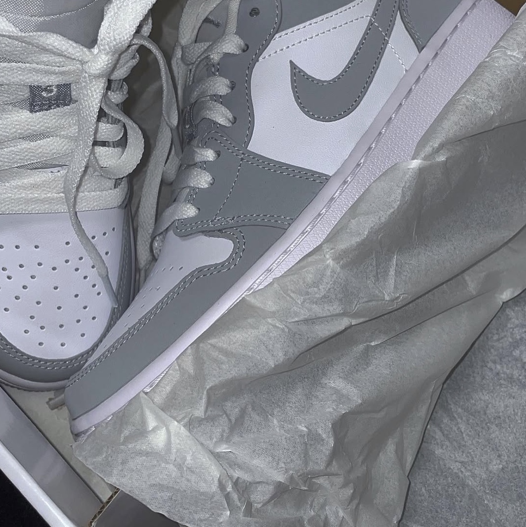 (W) Jordan 1 Low White Wolf Grey 착용 스타일 - 1