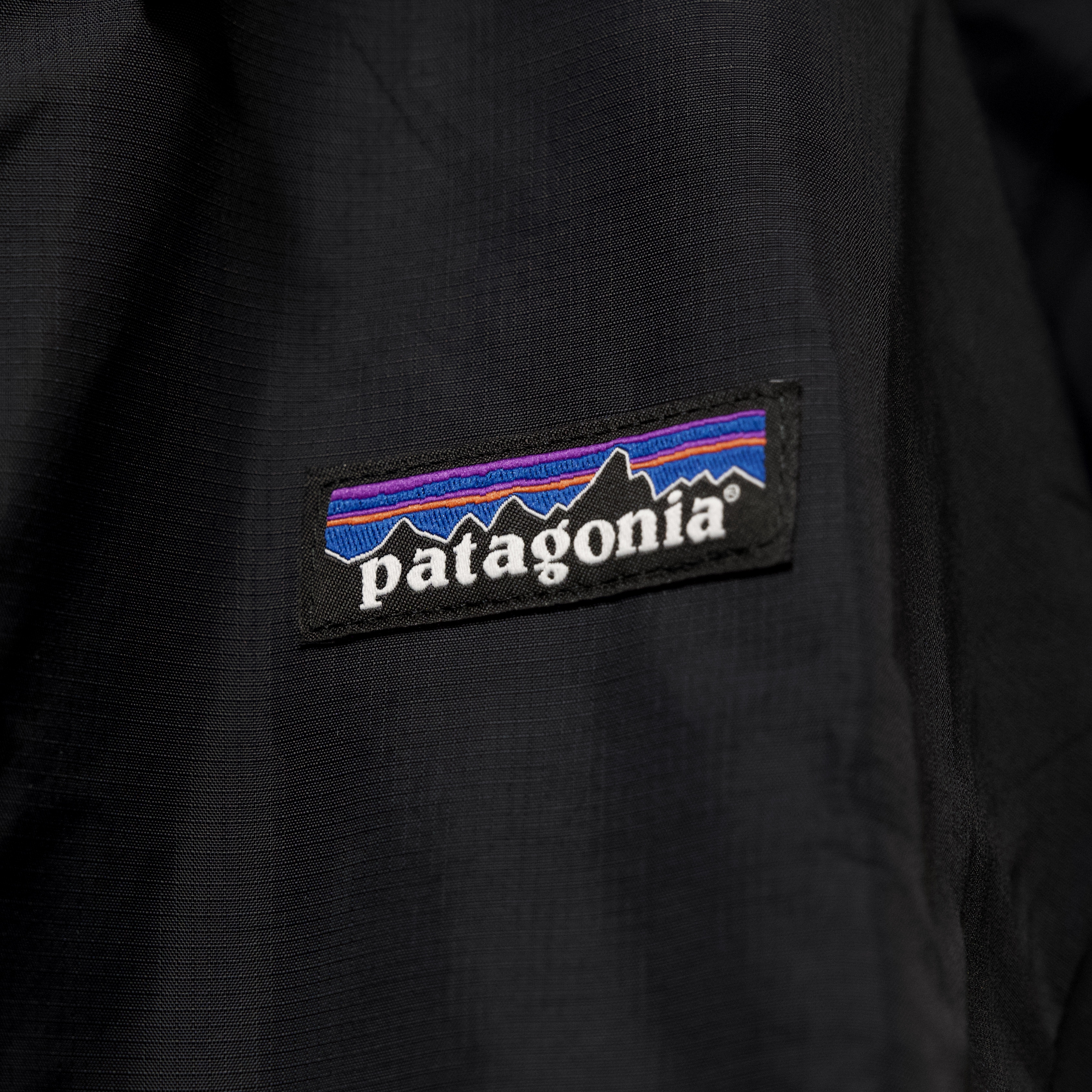 Patagonia Torrentshell 3L Jacket Black 착용 스타일