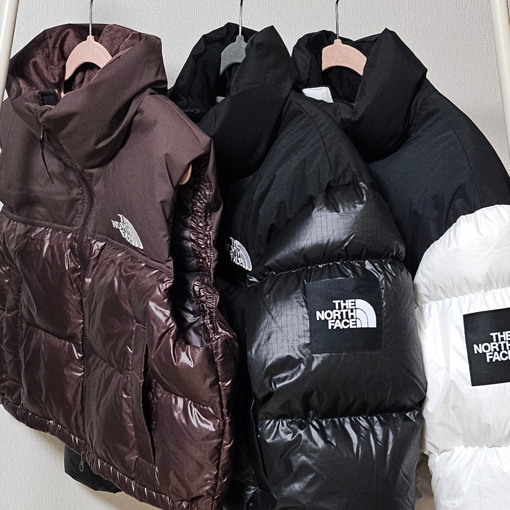(W) The North Face White Label Novelty Nuptse Down Jacket Black, (W) The North Face Novelty Nuptse Down Jacket RDS White - 25FW 착용 스타일