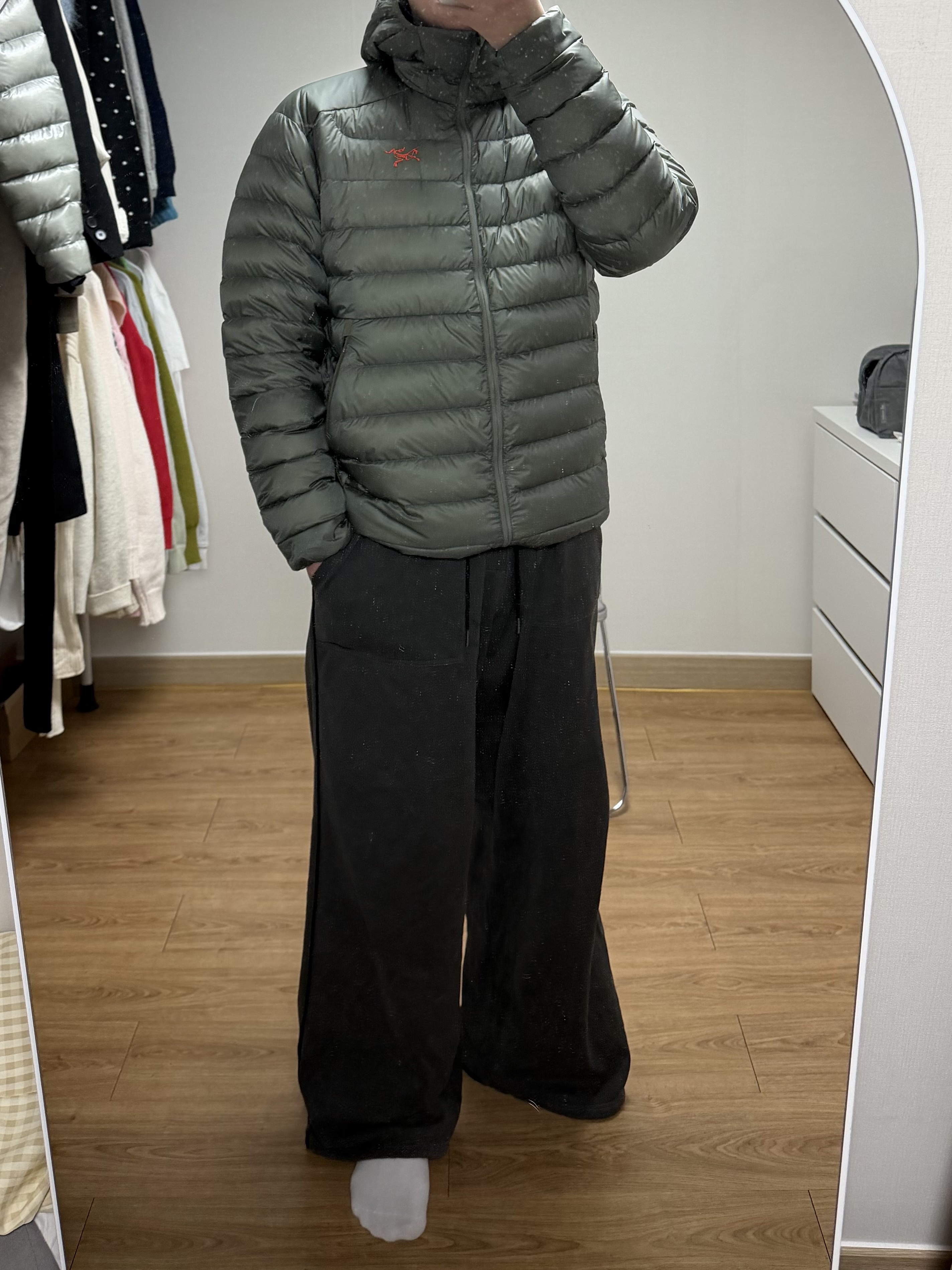 Arc'teryx Cerium Hoody Forage Verve 착용 스타일 - 2
