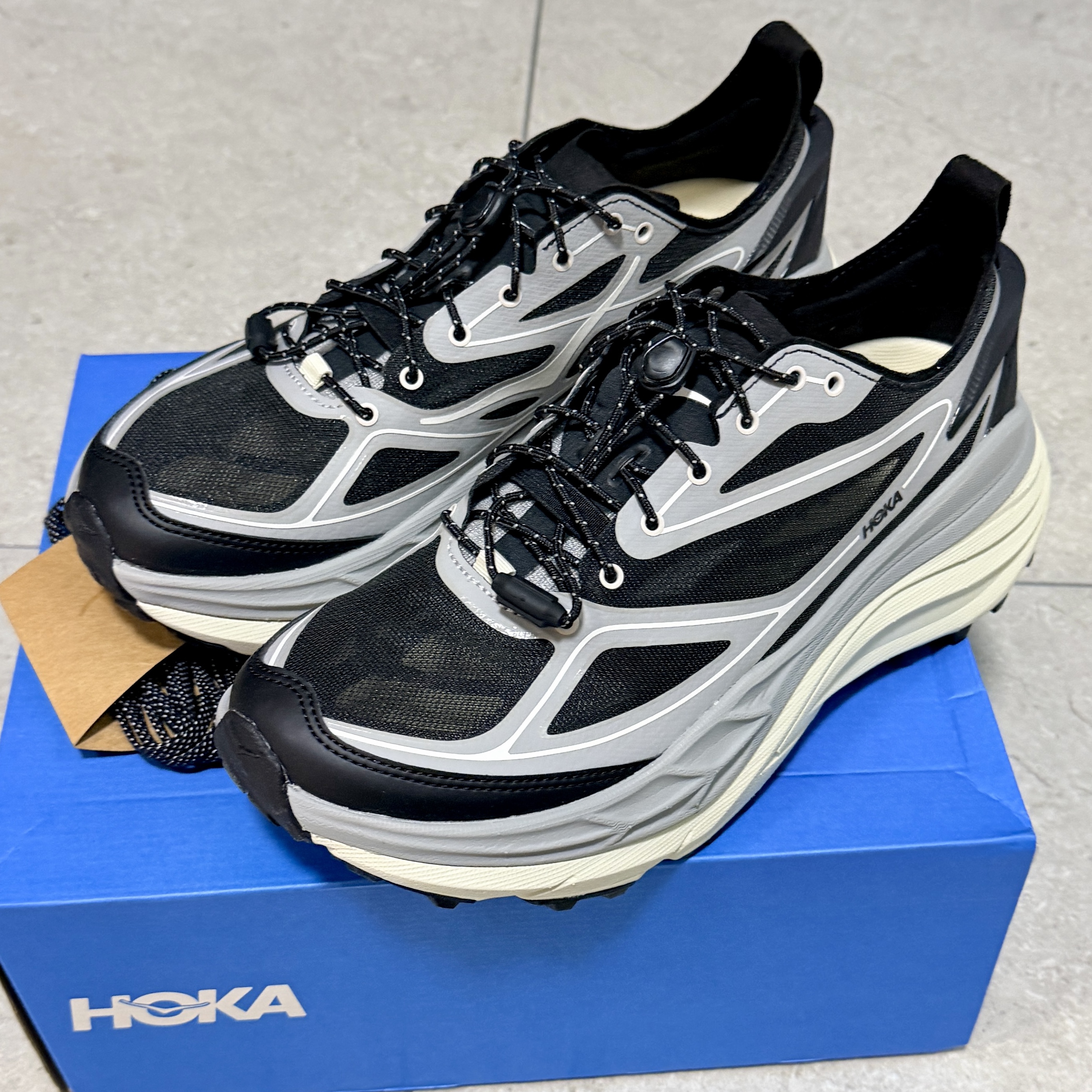 Hoka Stinson One7 Stellar Grey Eggshell 착용 스타일 - 4