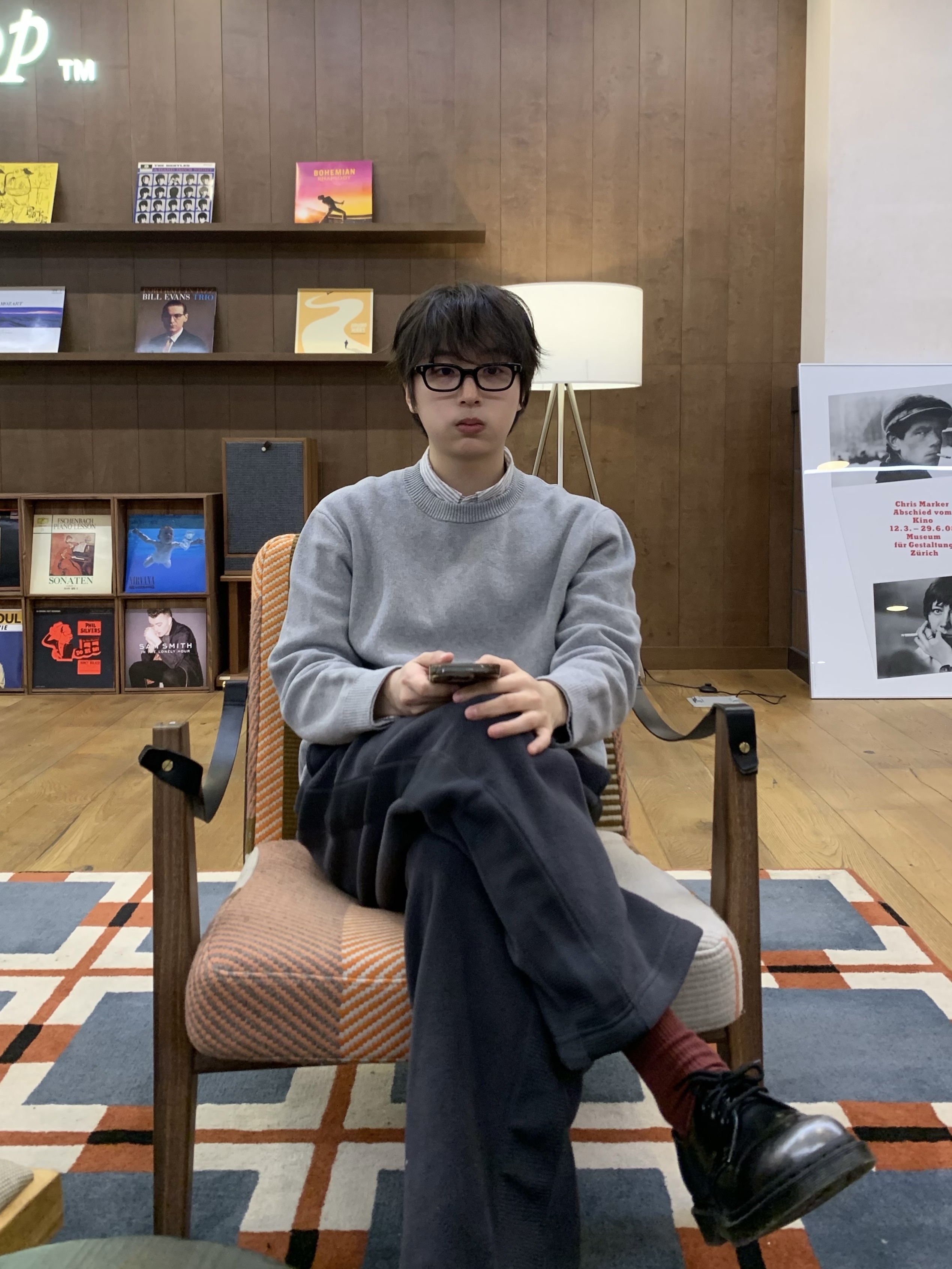 Dr. Martens 1461 Silver Arcadia Multi, Uniqlo x Needles Fleece Wide Pants Dark Gray - KR 착용 스타일 - 1