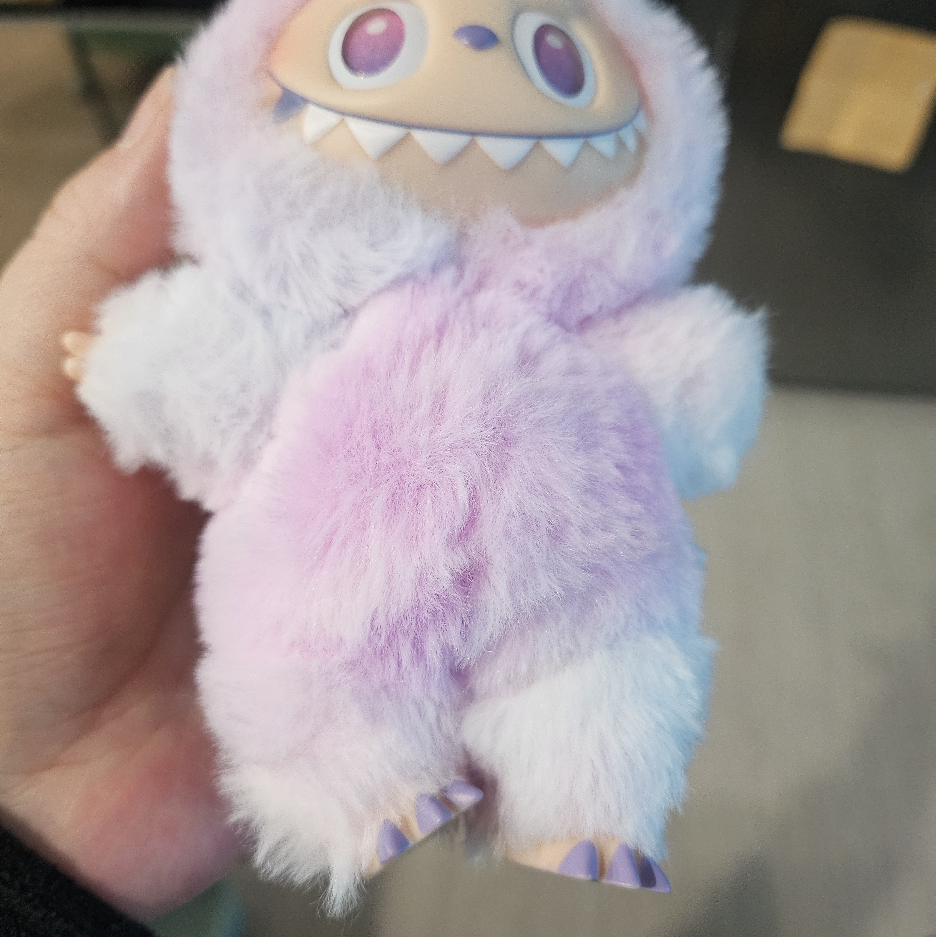 Pop Mart Labubu The Monsters Highlight Series Luck Keyring (Opened Case) 착용 스타일
