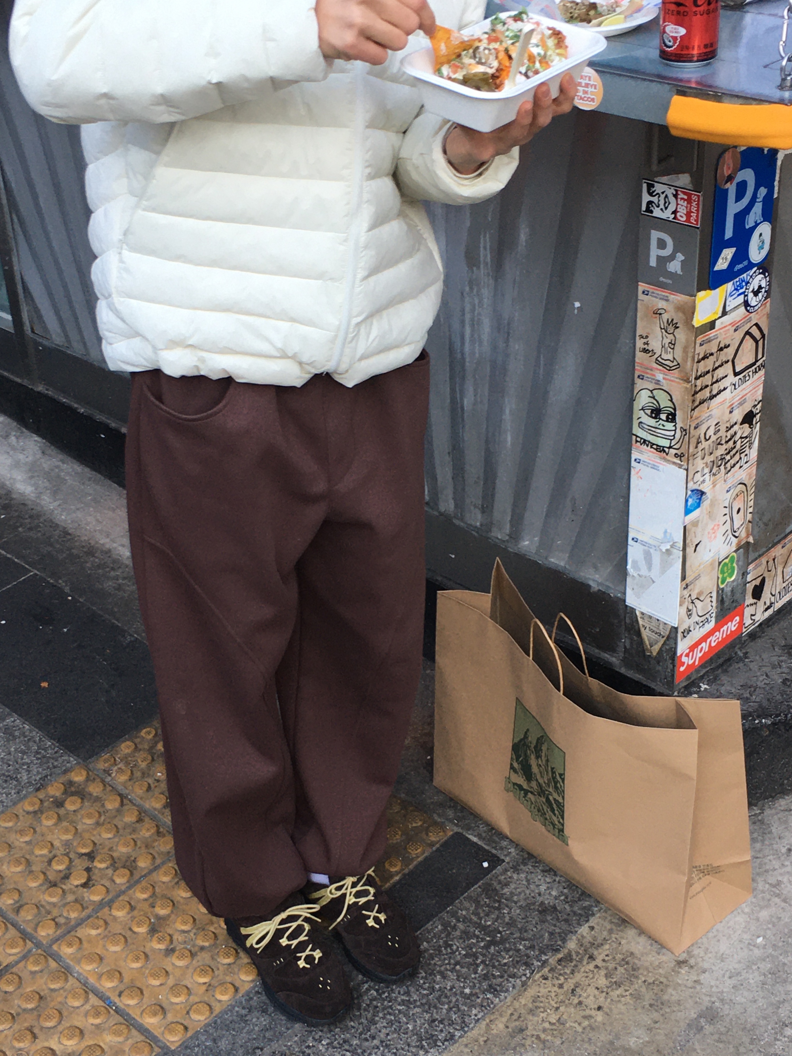 [6% 적립] NegativeThree Moley Tracking Sneakers Nut Brown 착용 스타일
