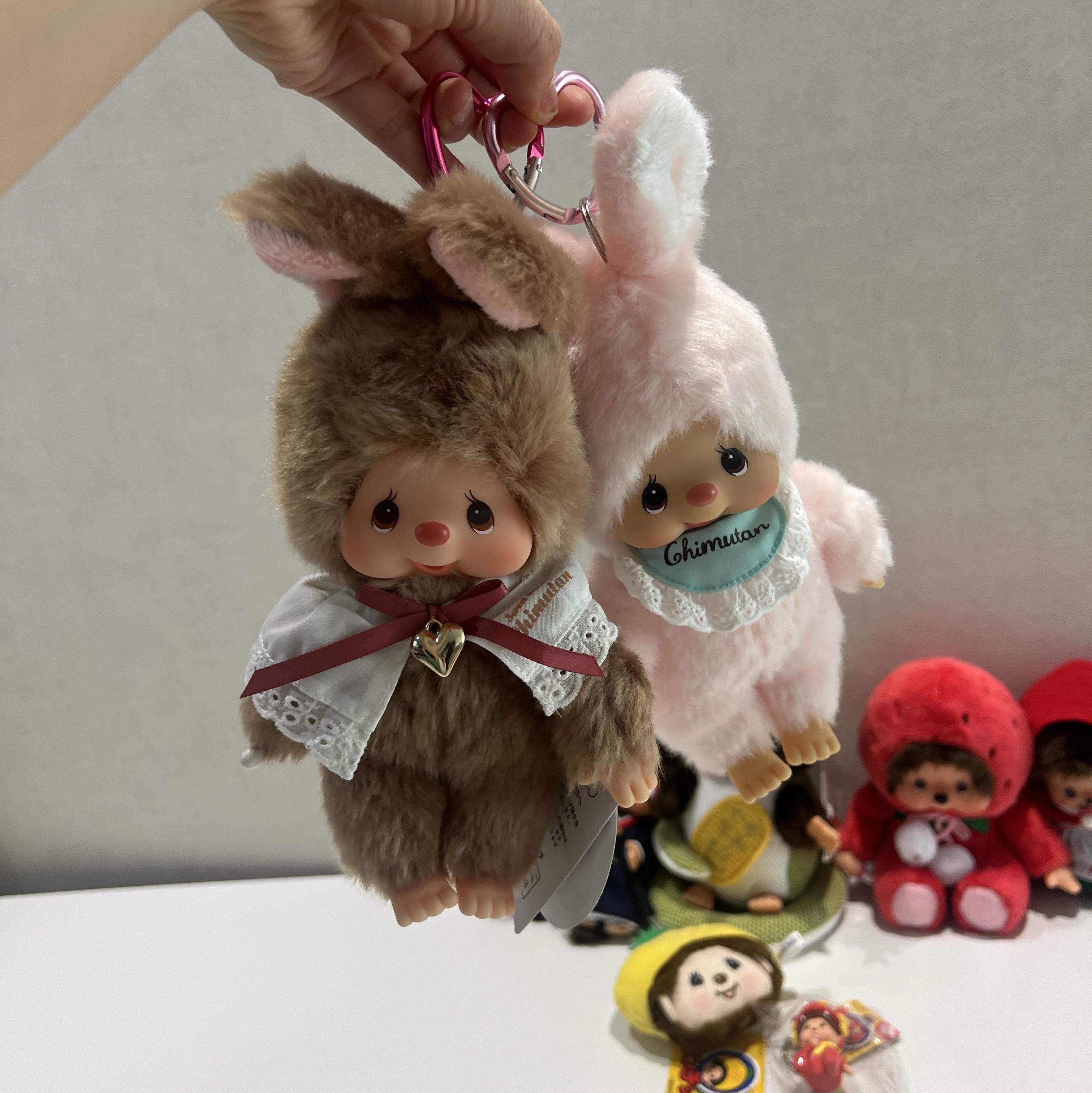 Monchhichi Sweet Brown Chimutan S Doll Brown, Monchhichi Chimutan Standard S Pink 착용 스타일 - 2