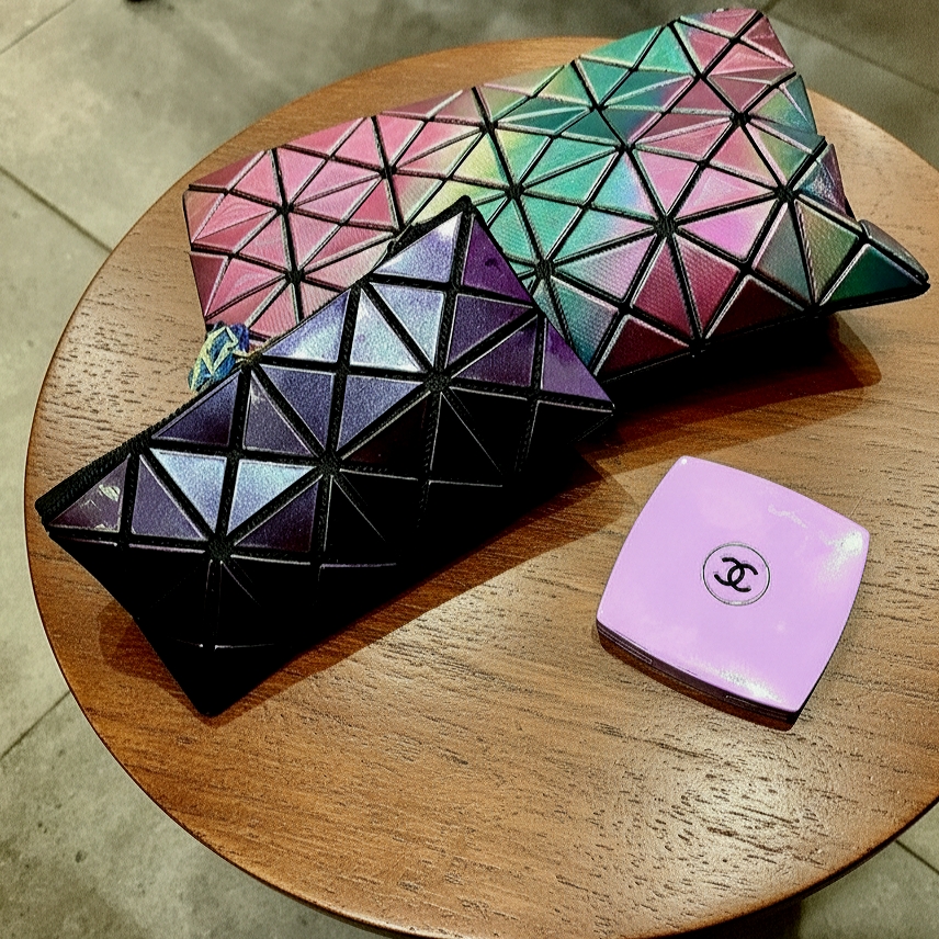 Chanel Codes Couleur Limited Edition Miroir Double Facettes 135 Immortelle 착용 스타일