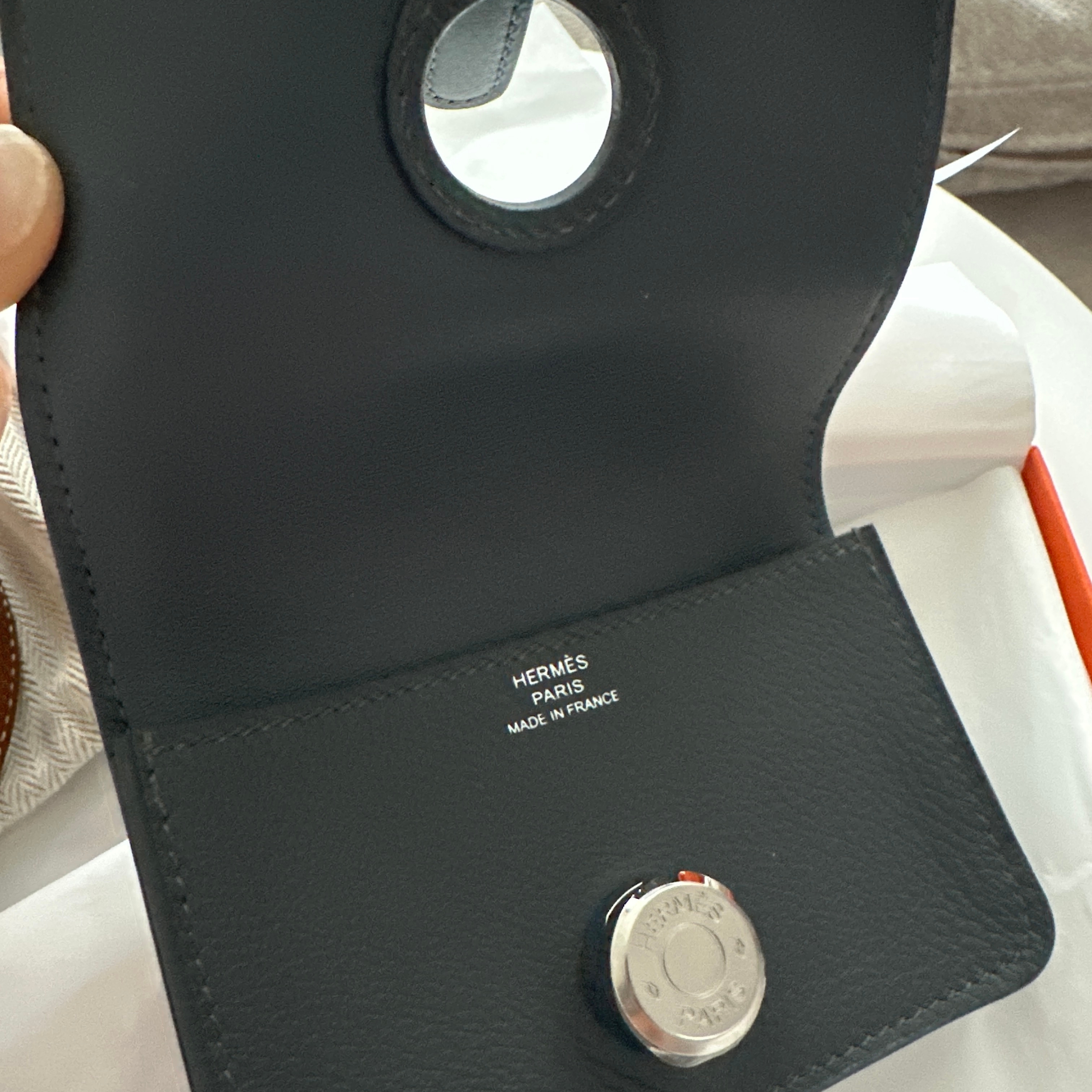 Hermes Dogon Card Holder Evercolor & Palladium Ardoise 착용 스타일 - 3