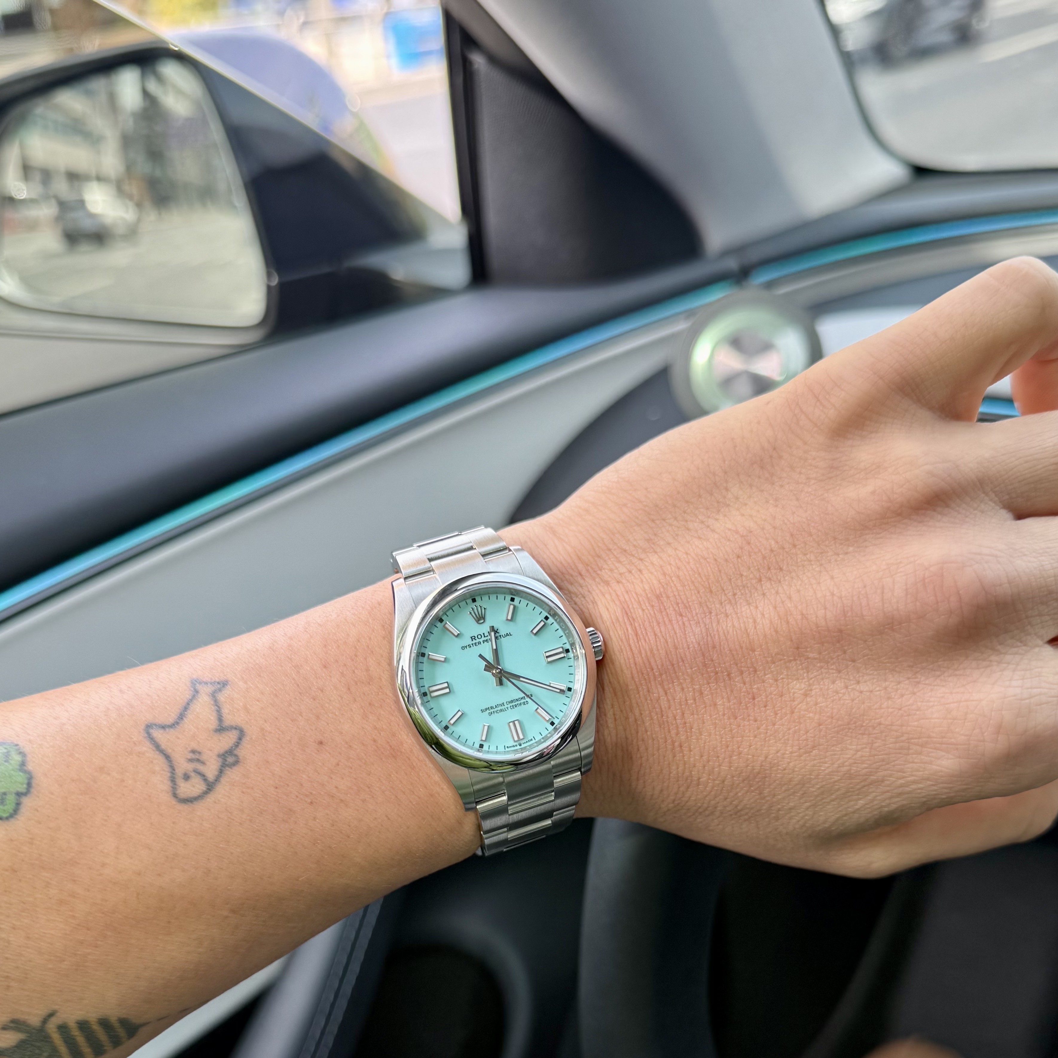Rolex Oyster Perpetual 36mm 126000 Turquoise Blue Oyster 착용 스타일