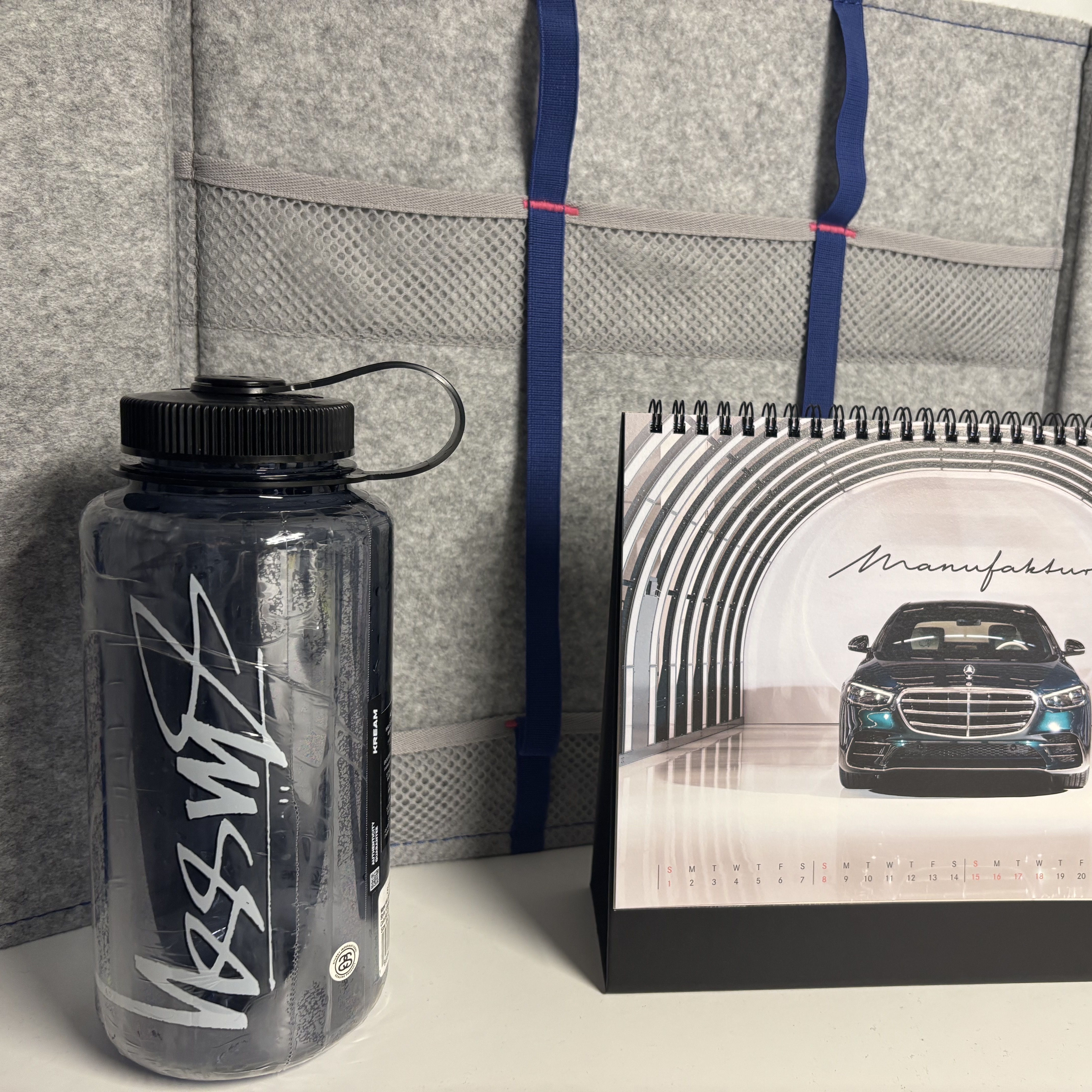 Stussy Nalgene Water Bottle Black 착용 스타일