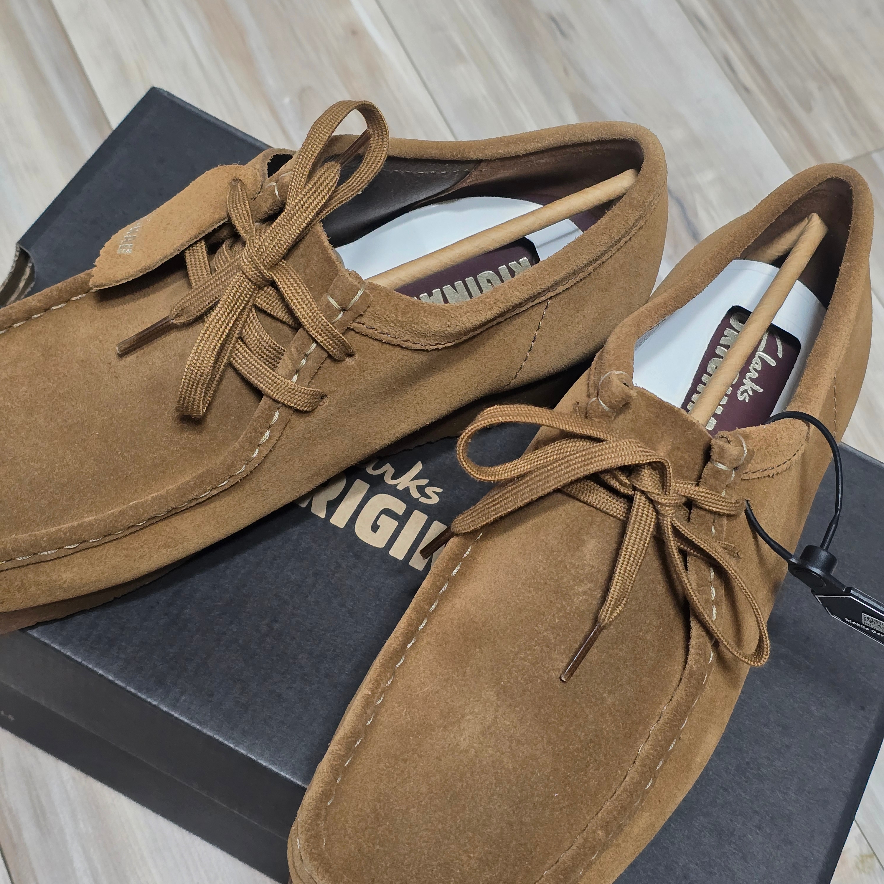 Clarks Wallabee Cola 착용 스타일