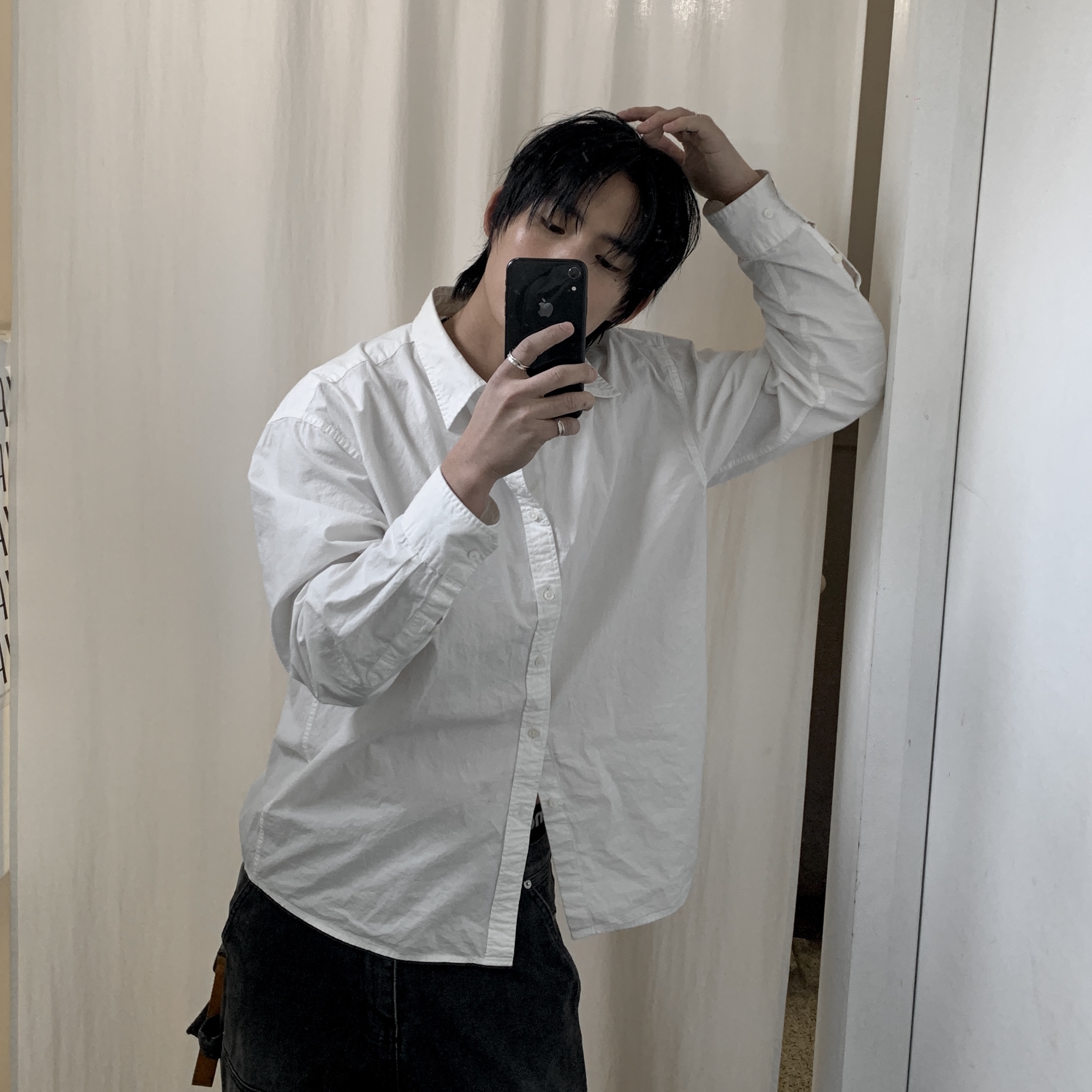 Uniqlo x JW Anderson Oxford Oversized Shirt White - KR 착용 스타일 - 5