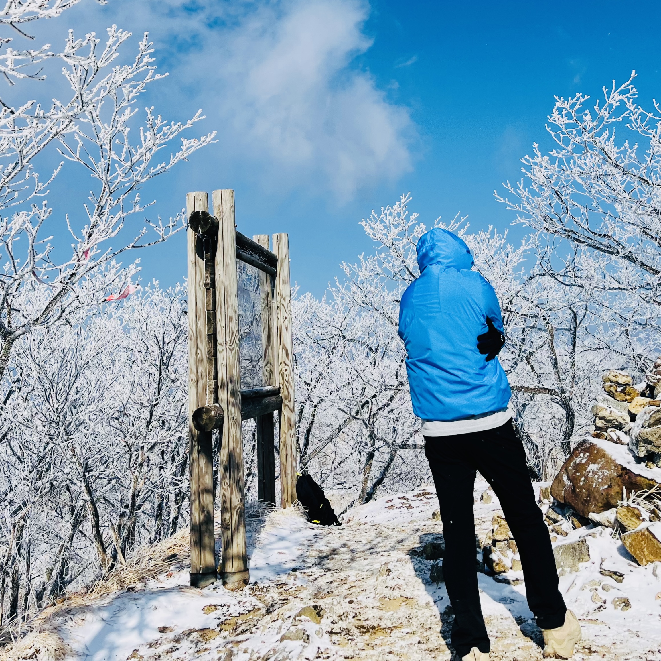 Nike ACG Storm-Fit ADV Cascade Rains Full Zip Jacket Light Photo Blue Summit White - Asia 착용 스타일 - 1