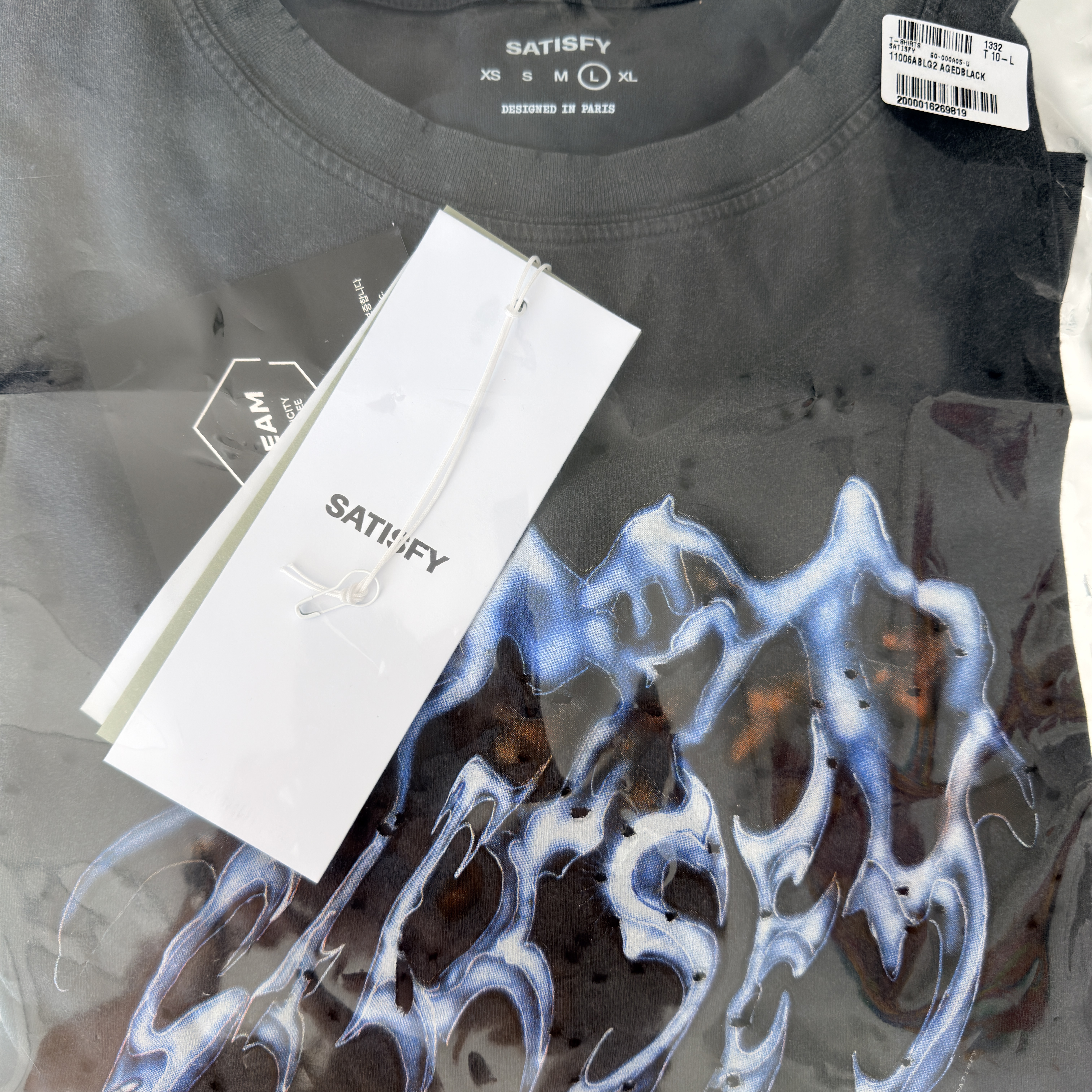Satisfy Mothtech T-Shirt Aged Black 착용 스타일