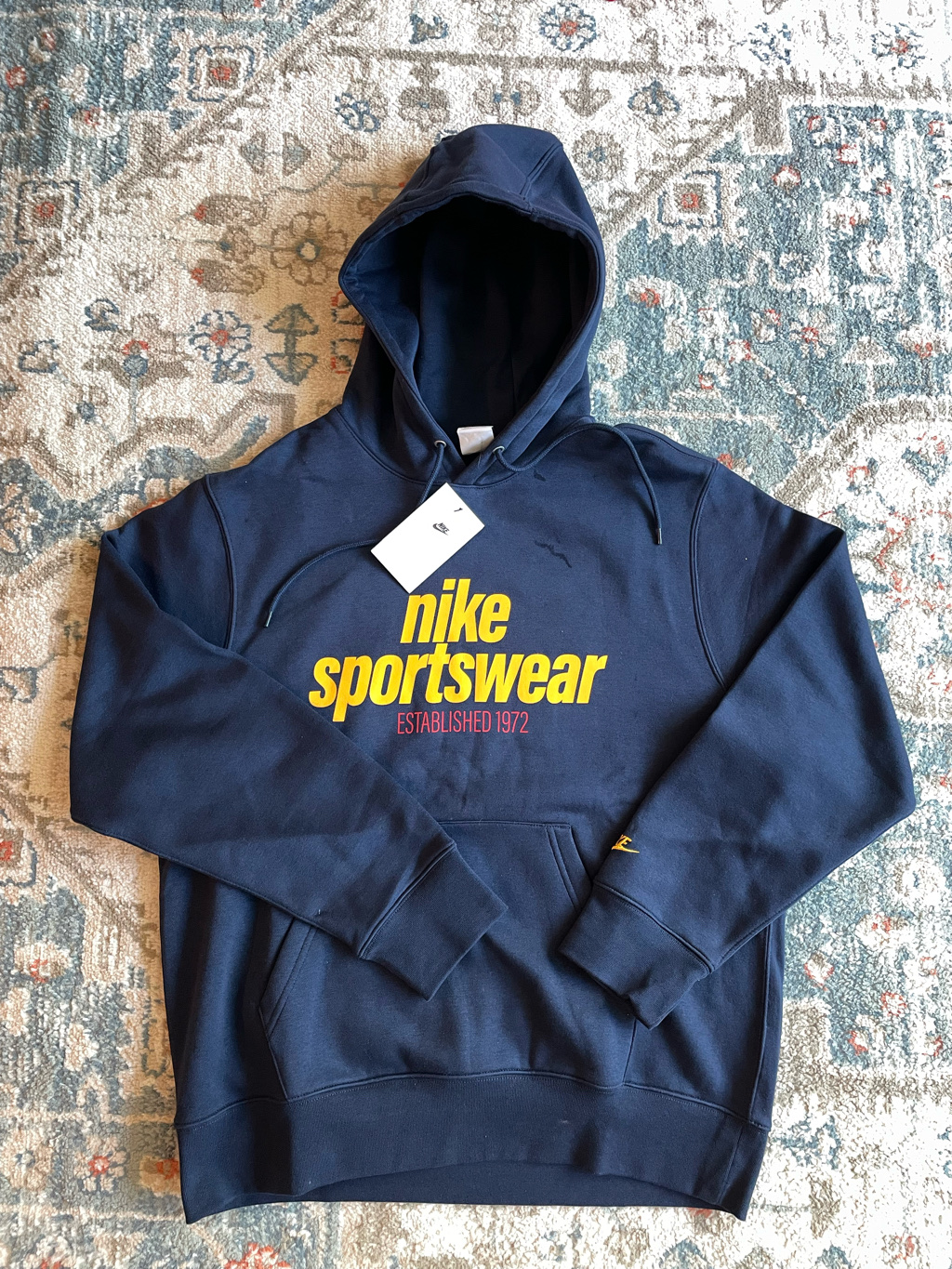 Nike Club Fleece Pullover Hoodie Obsidian University Gold - Asia 착용 스타일 - 1