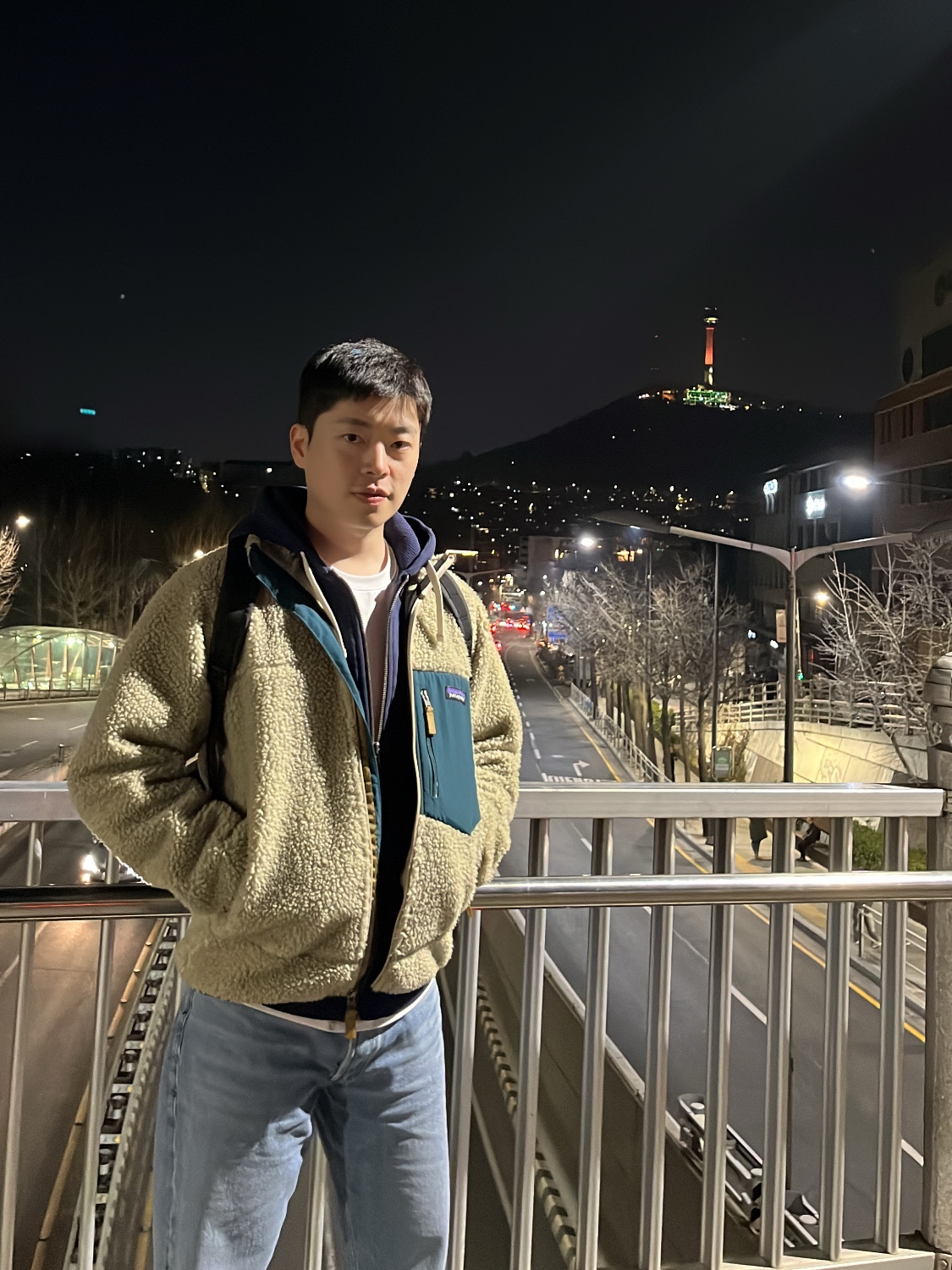 Patagonia Classic Retro-X Jacket Pelican Dark Borealis Green 착용 스타일 - 2