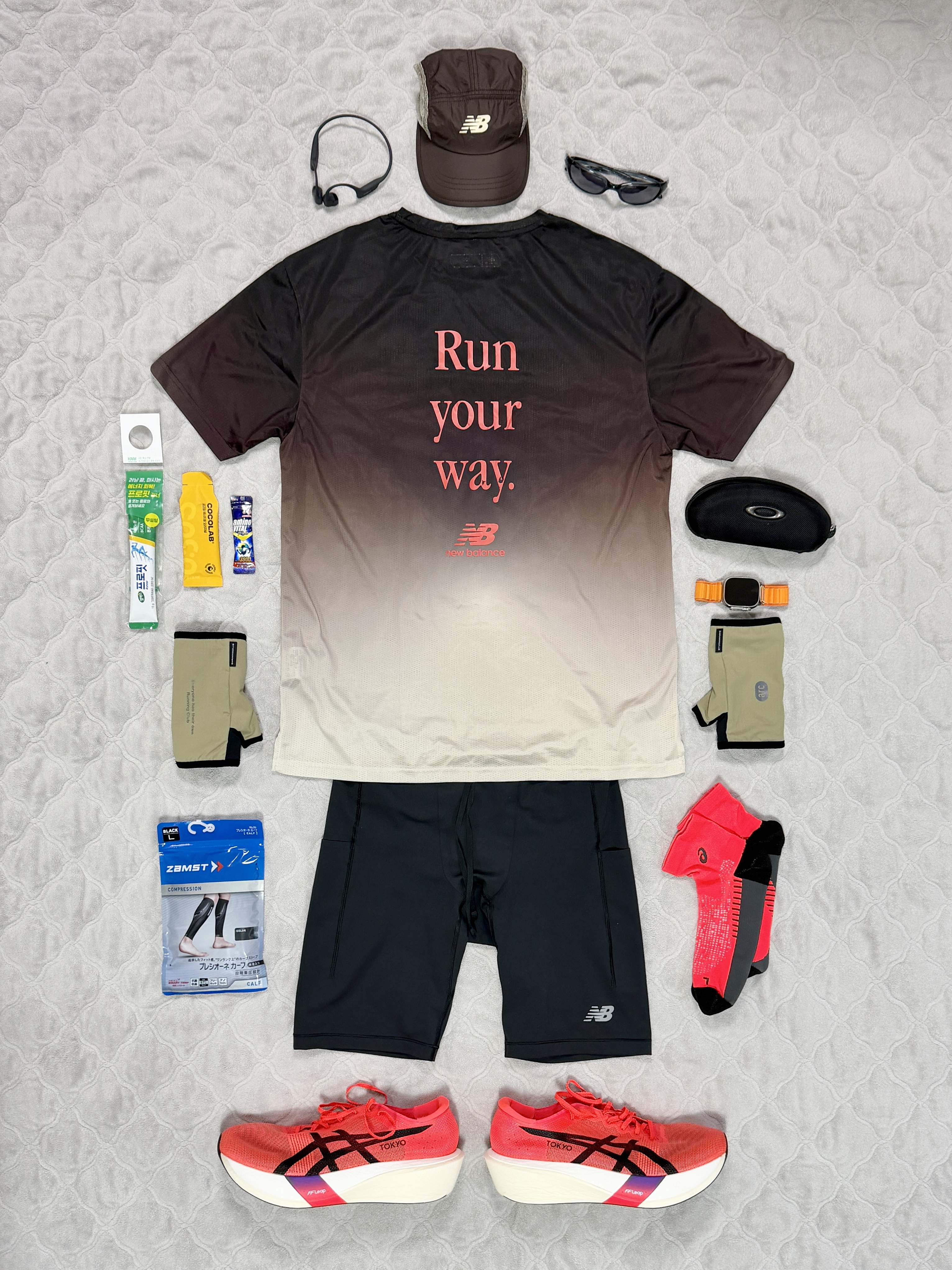 Asics Metaspeed Edge Tokyo Flash Red Black, New Balance Sleek Pocket 9 Inch Half Tights Black 착용 스타일