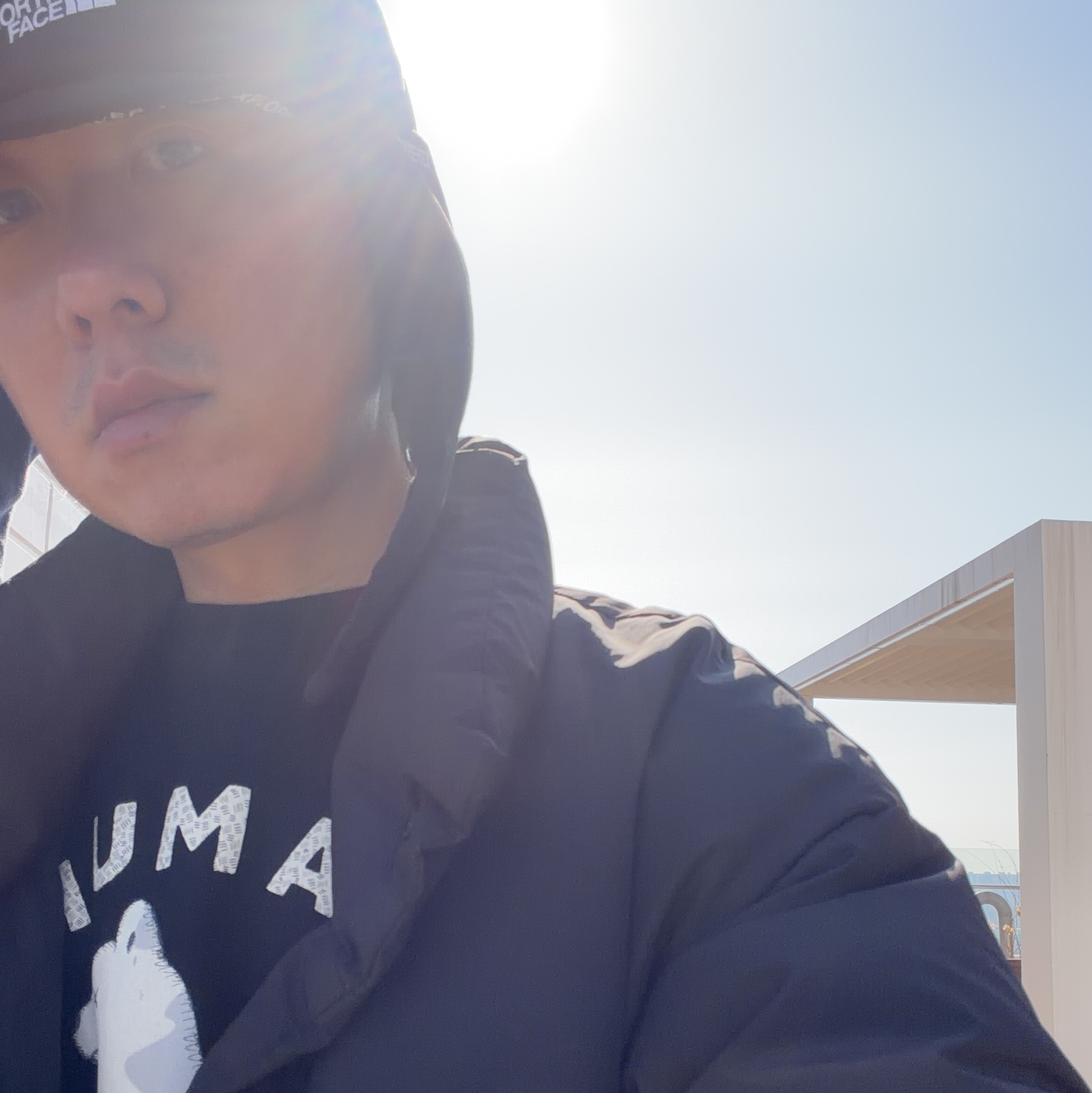 Human Made x Kaws Sweatshirt #2 Black - Seoul Store Exclusive, Clarks Wallabee GTX Maple Suede - 25FW 착용 스타일 - 1