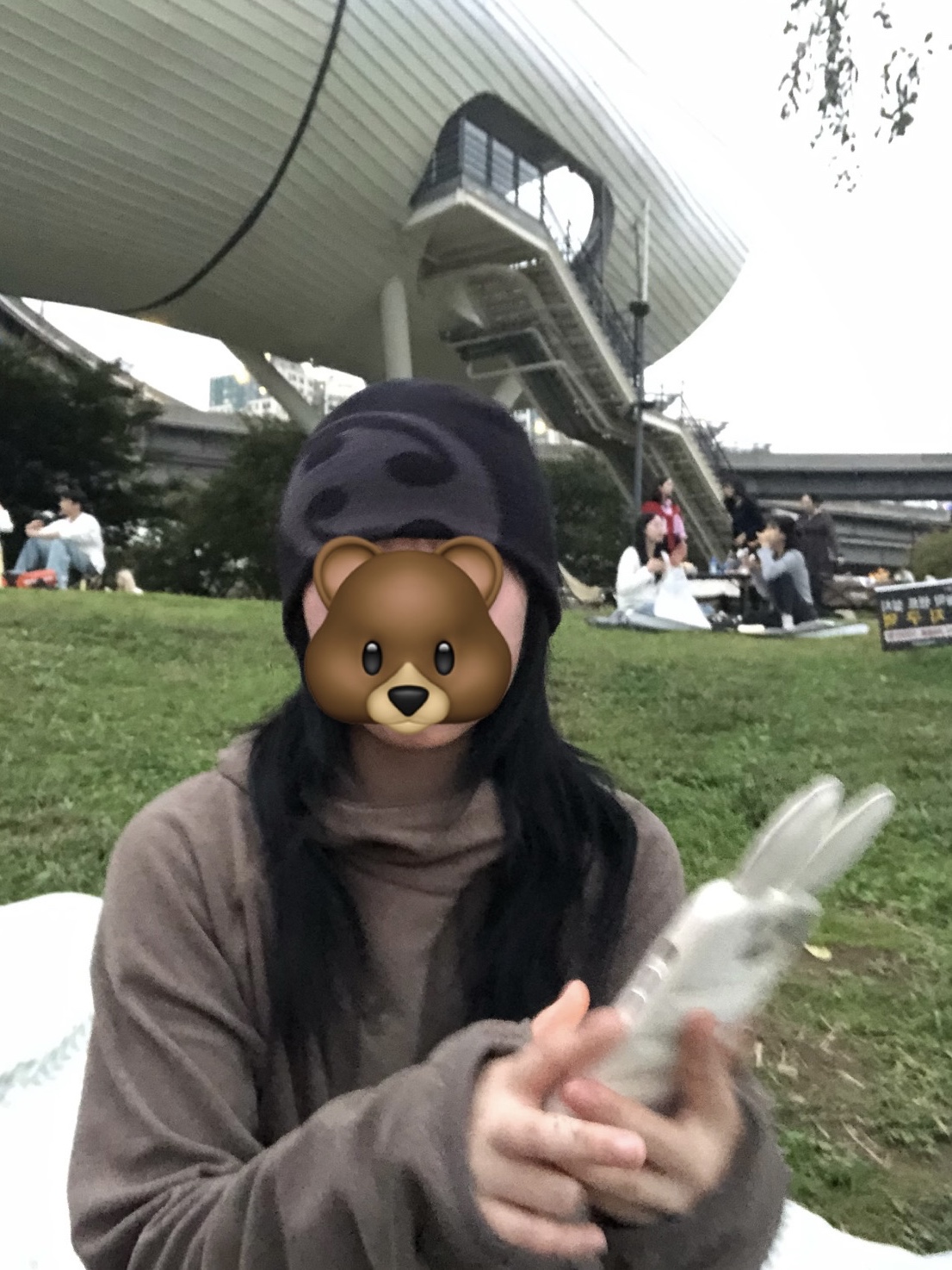 Sansan Gear Button Fleece Jacket Brown, (W) Shalomclub x NCT Wish Wichu Bomb T-Shirt Sky 착용 스타일 - 6
