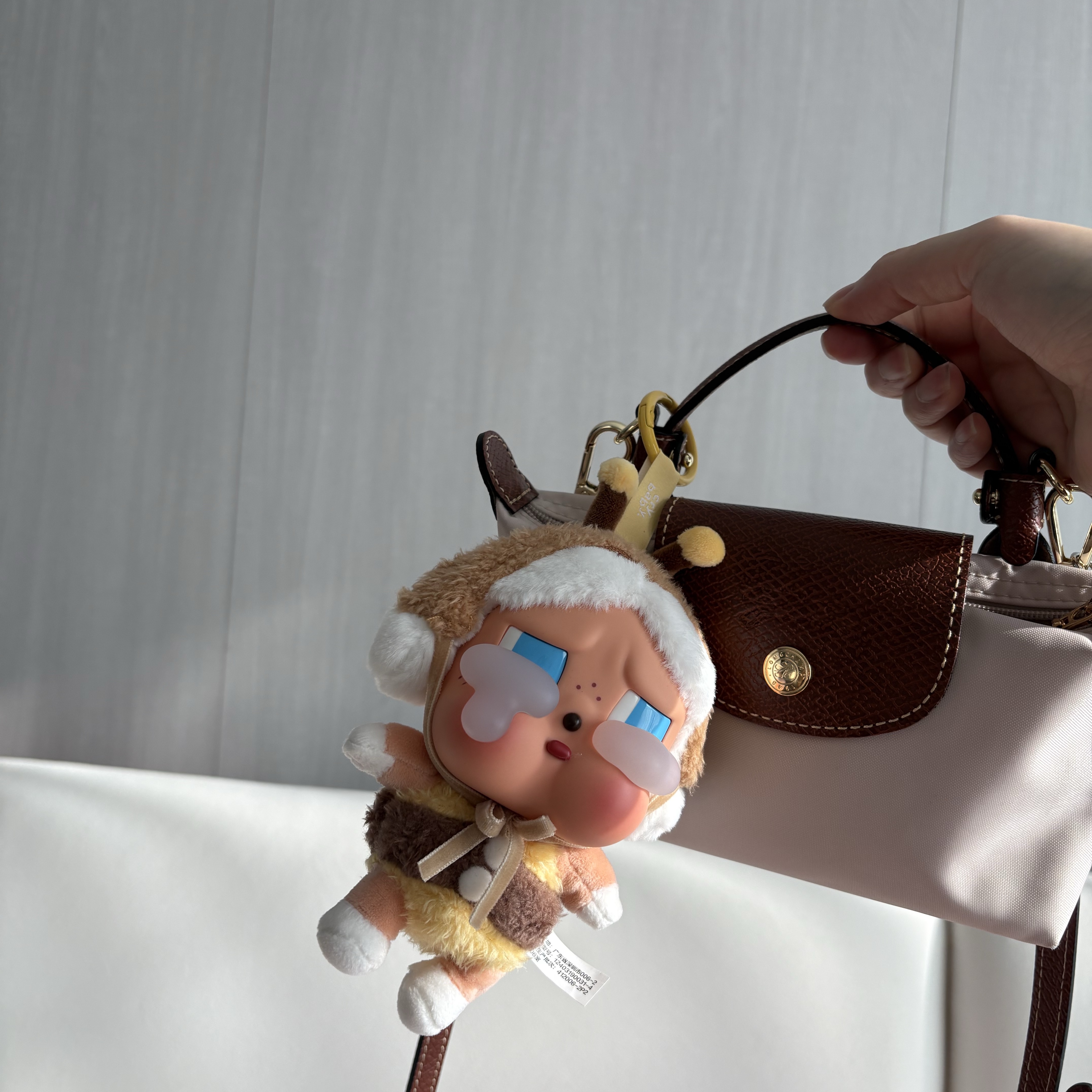 Pop Mart Crybaby Crying Again Series Plush Keyring Sealed Case (1 Blind Box), Longchamp Le Pliage Original Handle Pouch Paper 착용 스타일 - 1