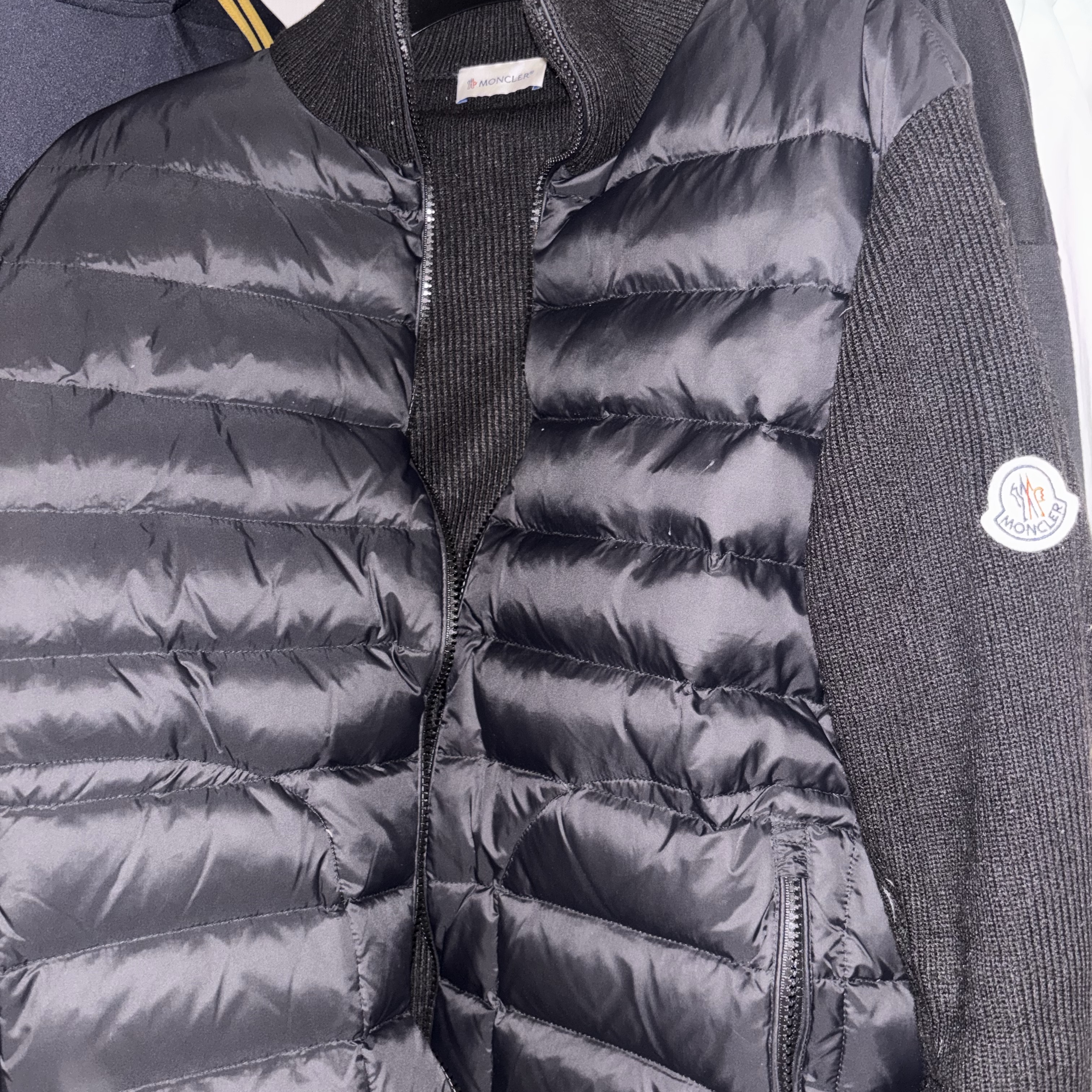 Moncler Padded Wool Cardigan Black - 24FW 착용 스타일 - 2