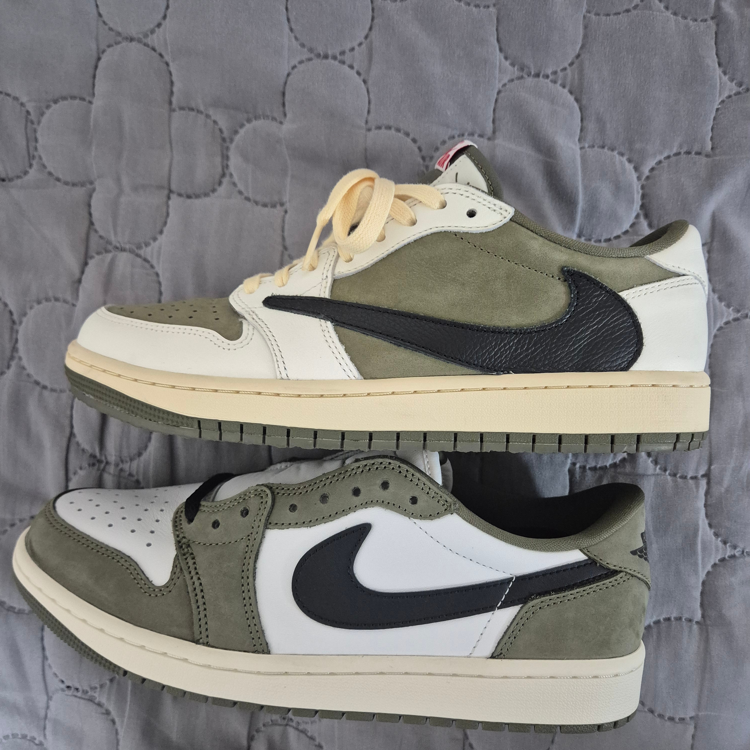 Jordan 1 x Travis Scott Retro Low OG SP Reverse Olive, Jordan 1 Retro Low OG Medium Olive and Summit White 착용 스타일 - 1