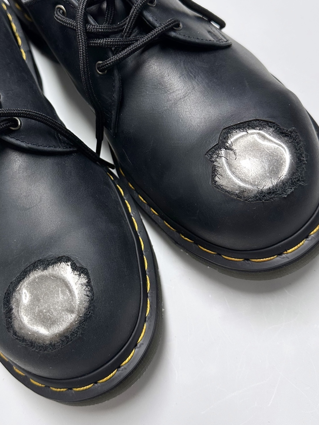 Dr. Martens 1461 MT Black 착용 스타일 - 2