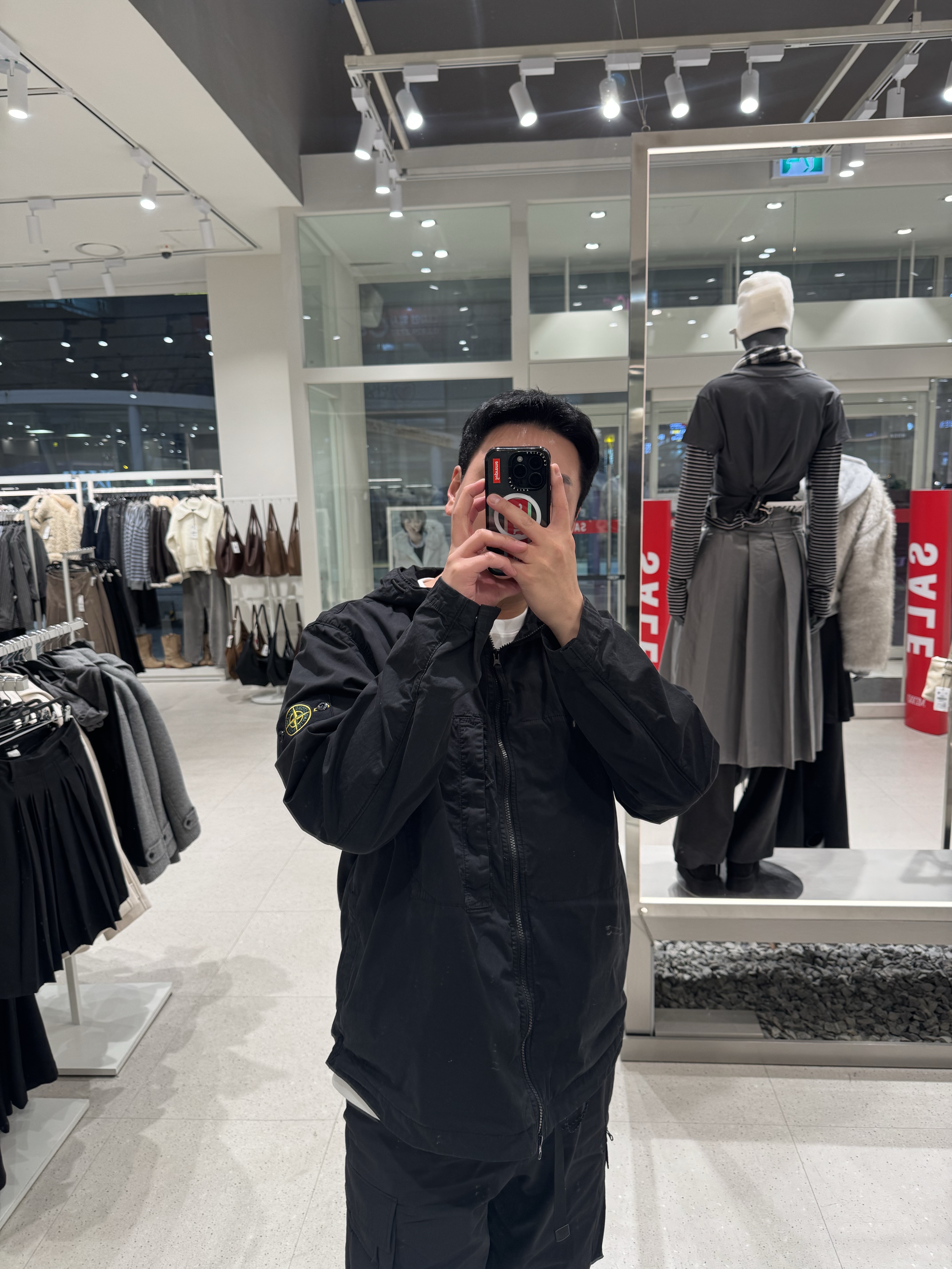 Stone Island 43310 Supima Cotton Hooded Jacket Black - 23SS, New Balance 993 Made in USA Black - D Standard 착용 스타일 - 4