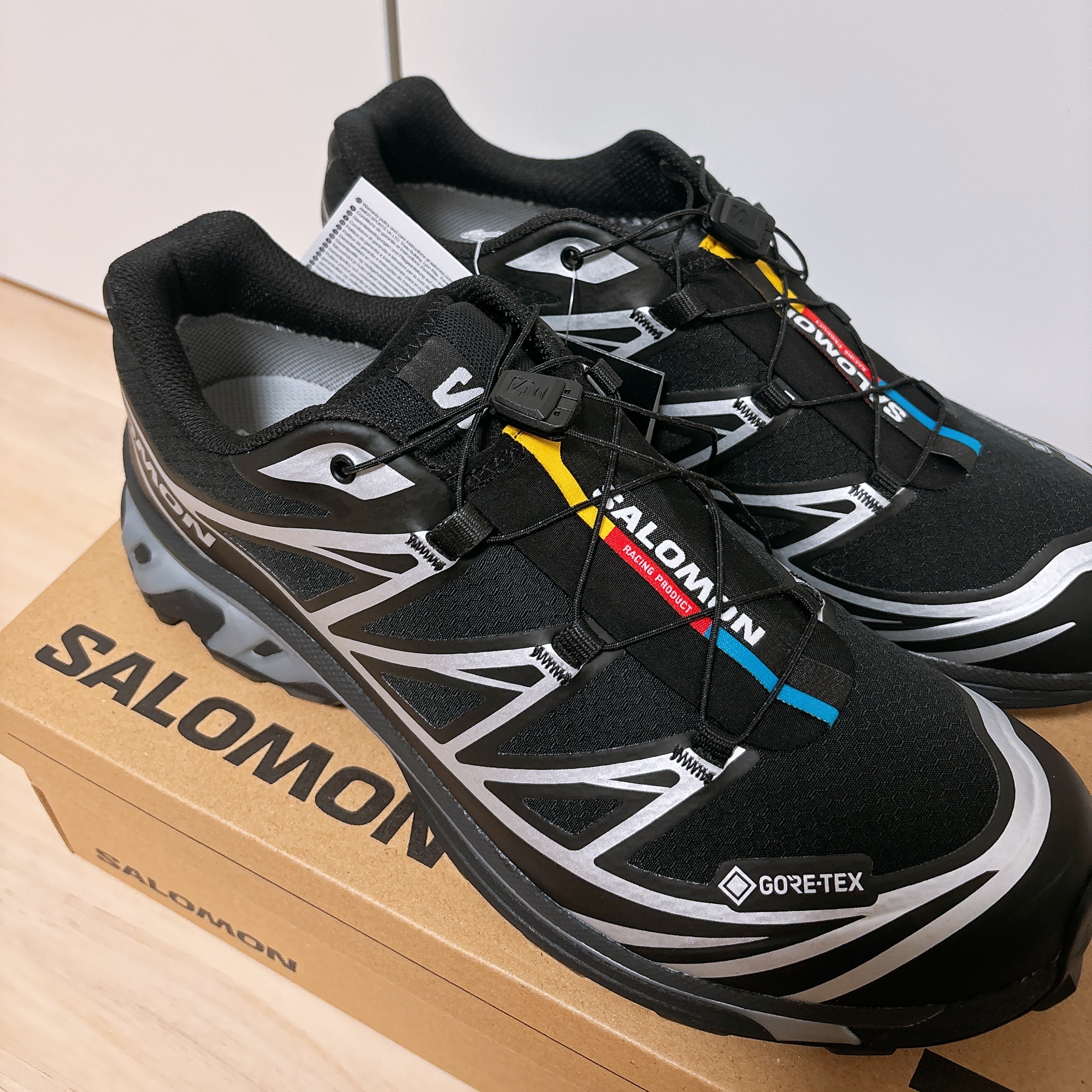 Salomon XT-6 GTX Black Silver 착용 스타일
