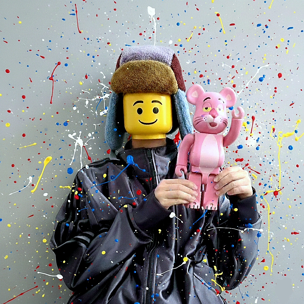 Bearbrick Pink Panther 100% & 400% Set, Adidas Firebird Metallic Track Top Grey Strata - KR Sizing 착용 스타일 - 1