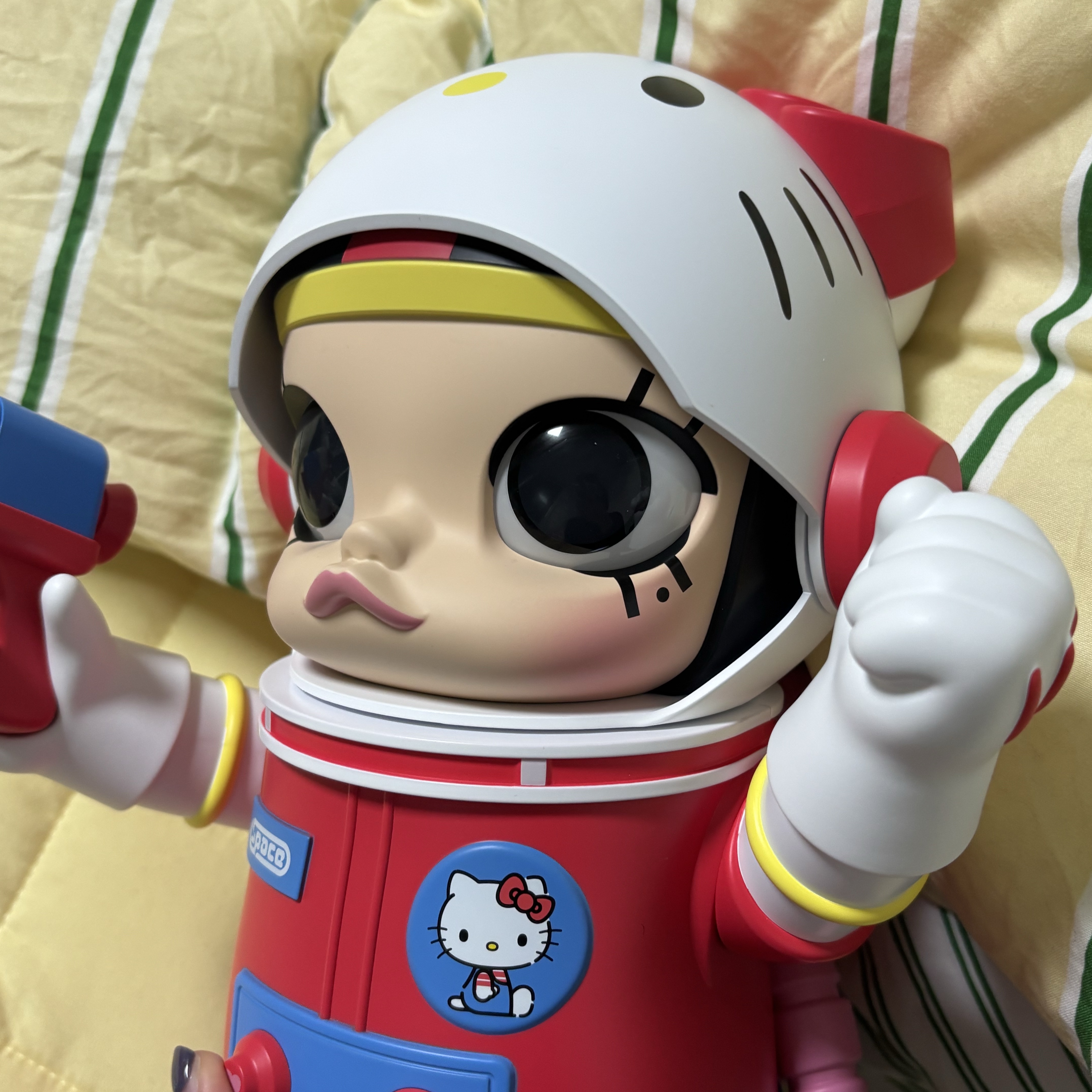 Pop Mart Mega Space Molly Sanrio Sealed Case 400% (1 Blind Box) 착용 스타일 - 2