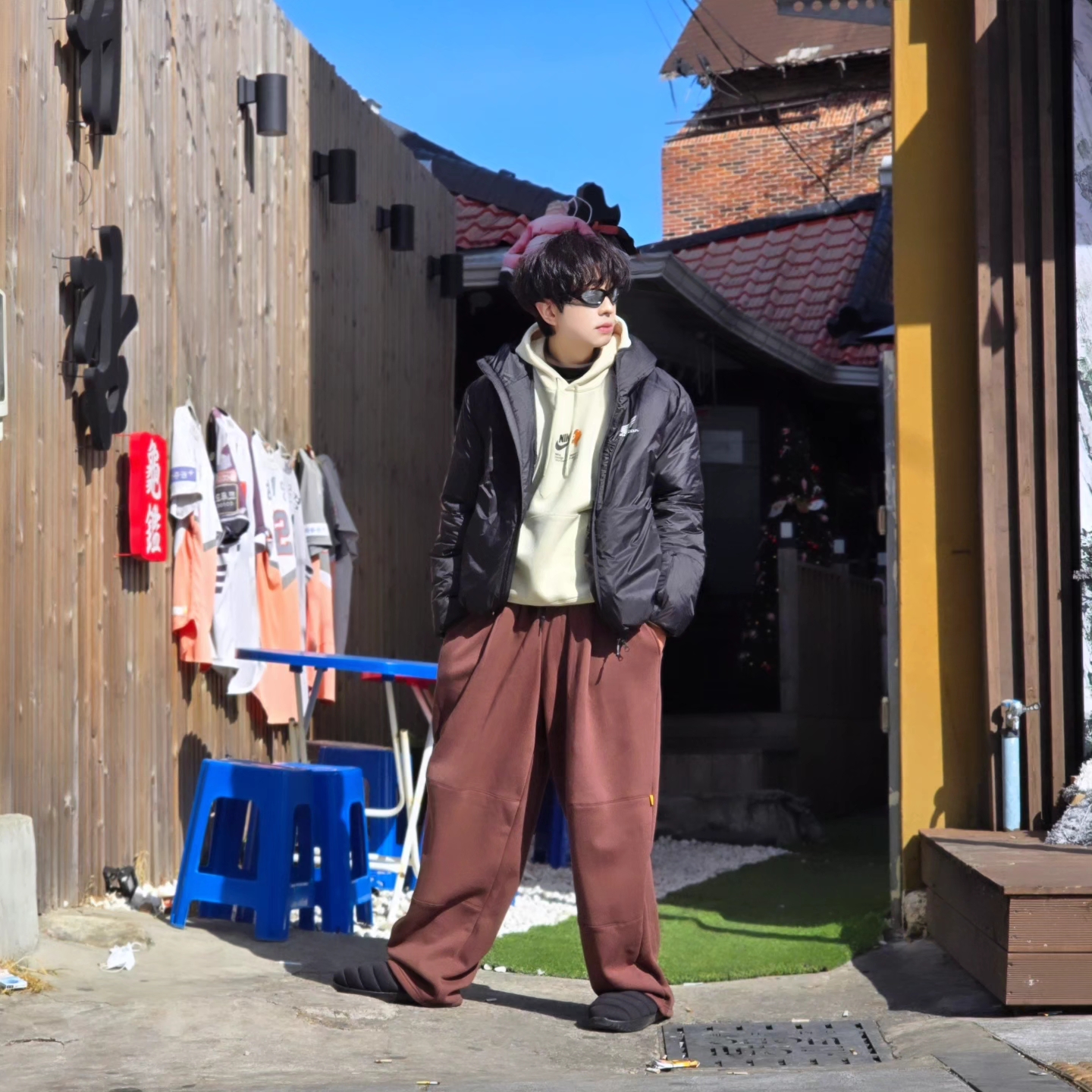 Honda H-Tech Non Quilting Hoodie Jacket Black, Nike Burrow SE Black Anthracite 착용 스타일 - 2