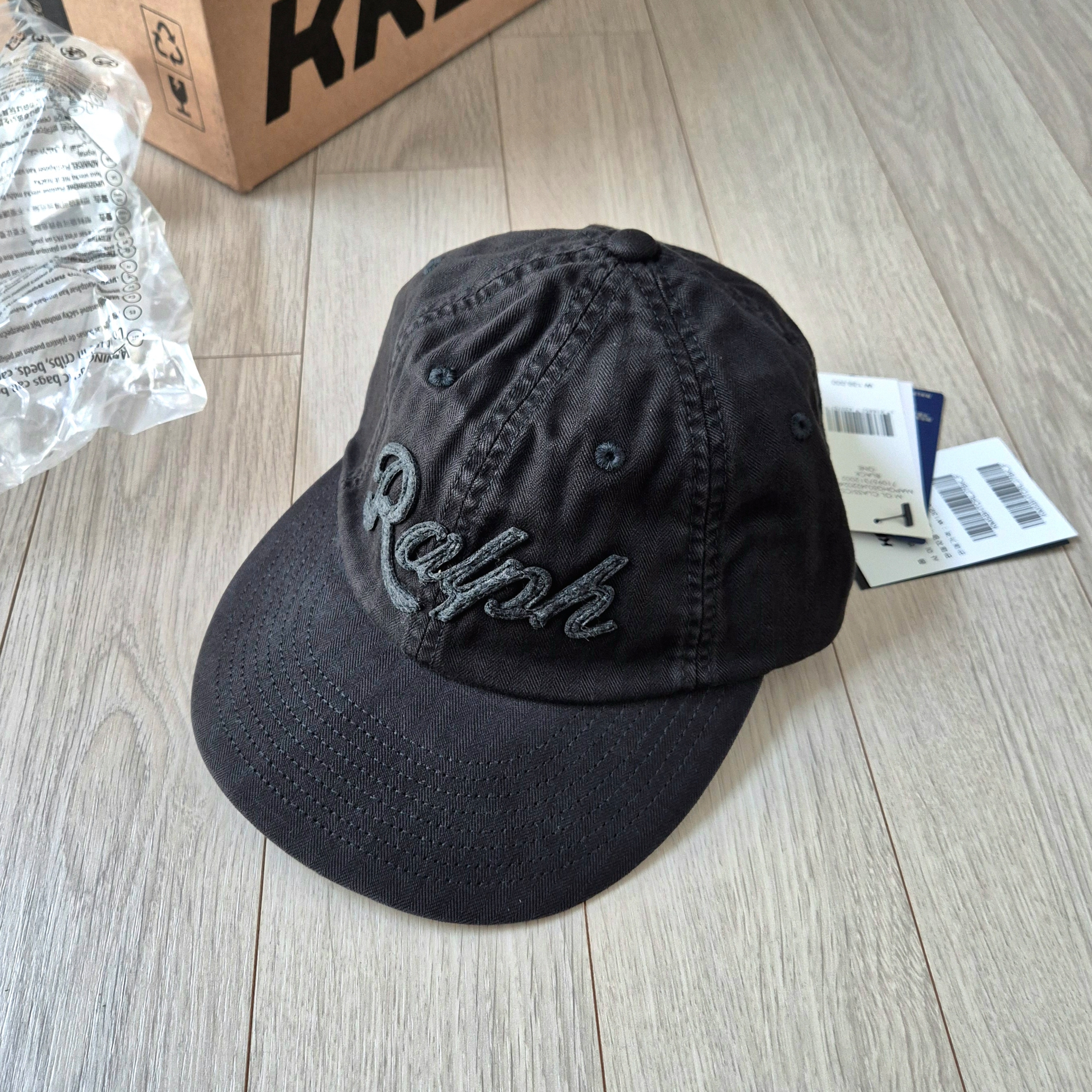 [15%적립] Polo Ralph Lauren Herringbone Ball Cap Black - 25SS 착용 스타일 - 1