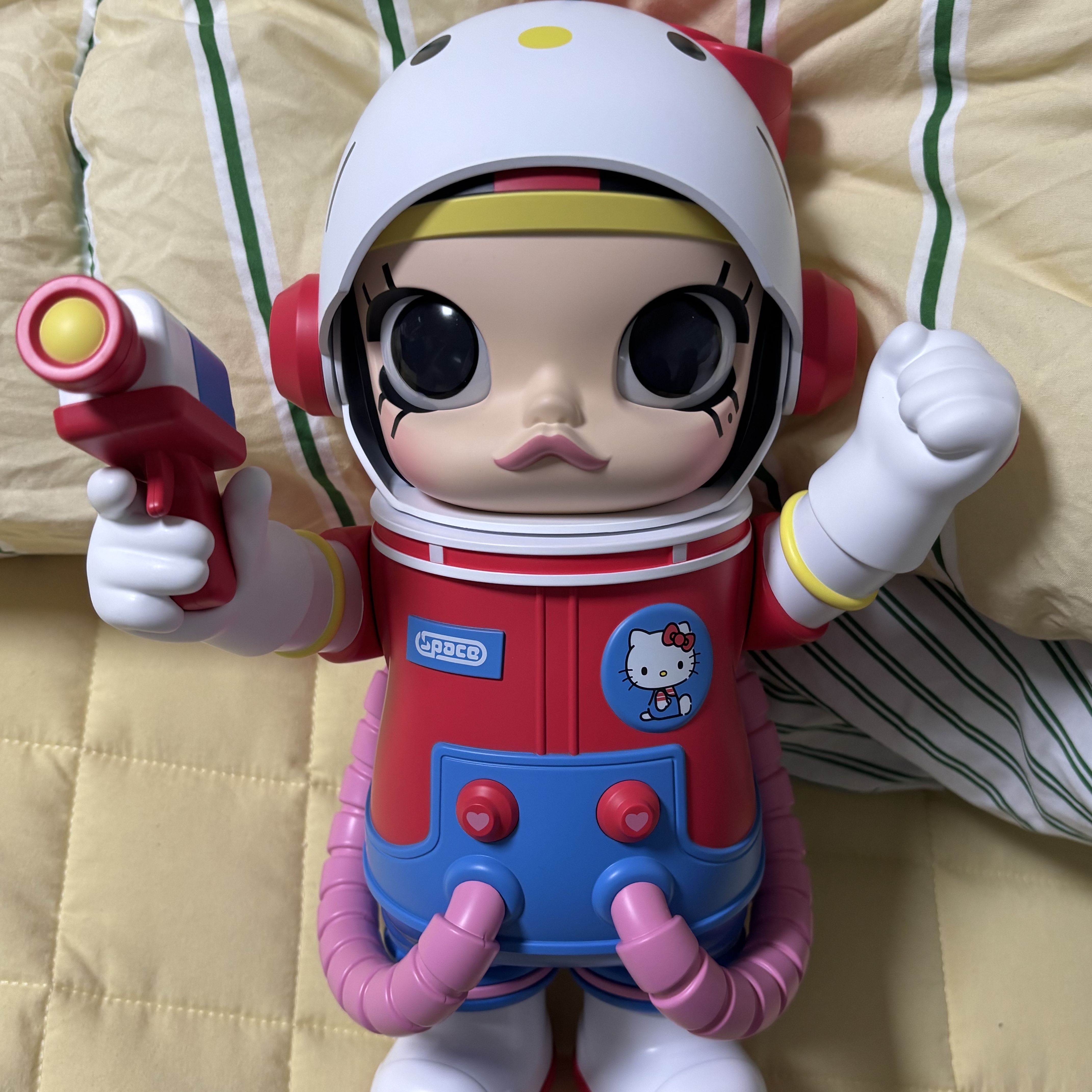 Pop Mart Mega Space Molly Sanrio Sealed Case 400% (1 Blind Box) 착용 스타일 - 3