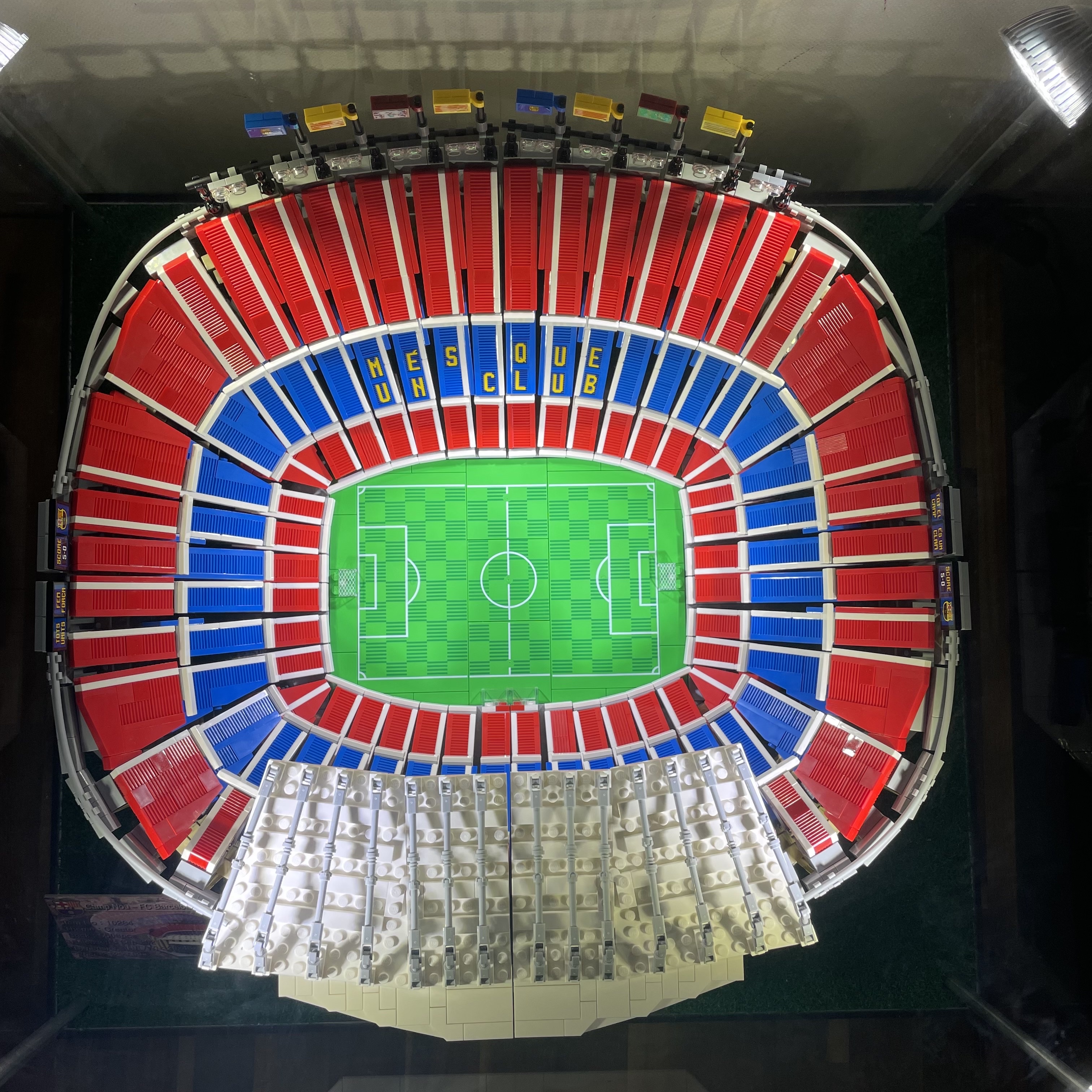 Lego Camp Nou - FC Barcelona 착용 스타일 - 6