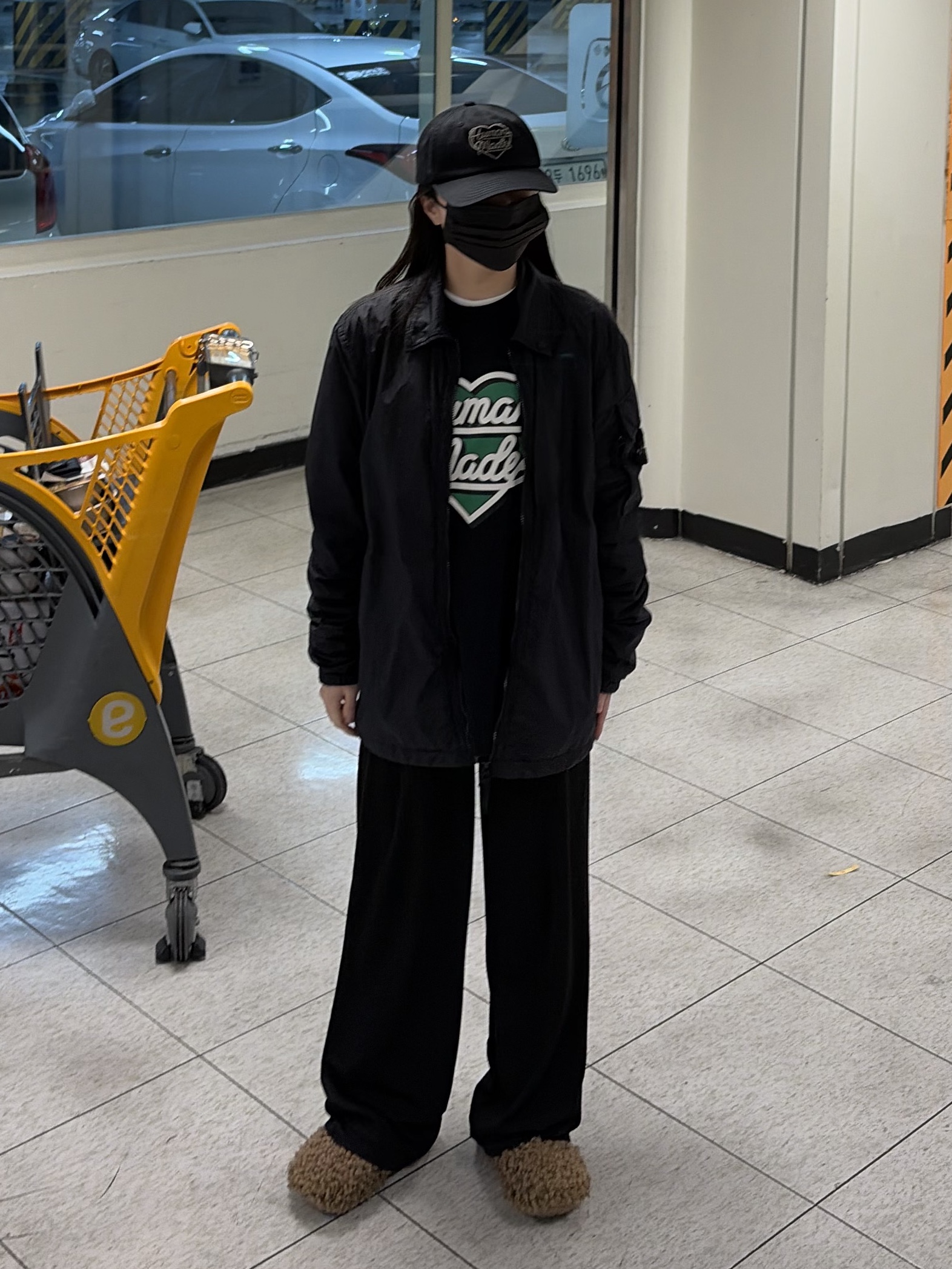 Human Made Graphic L/S T-Shirt Black 착용 스타일
