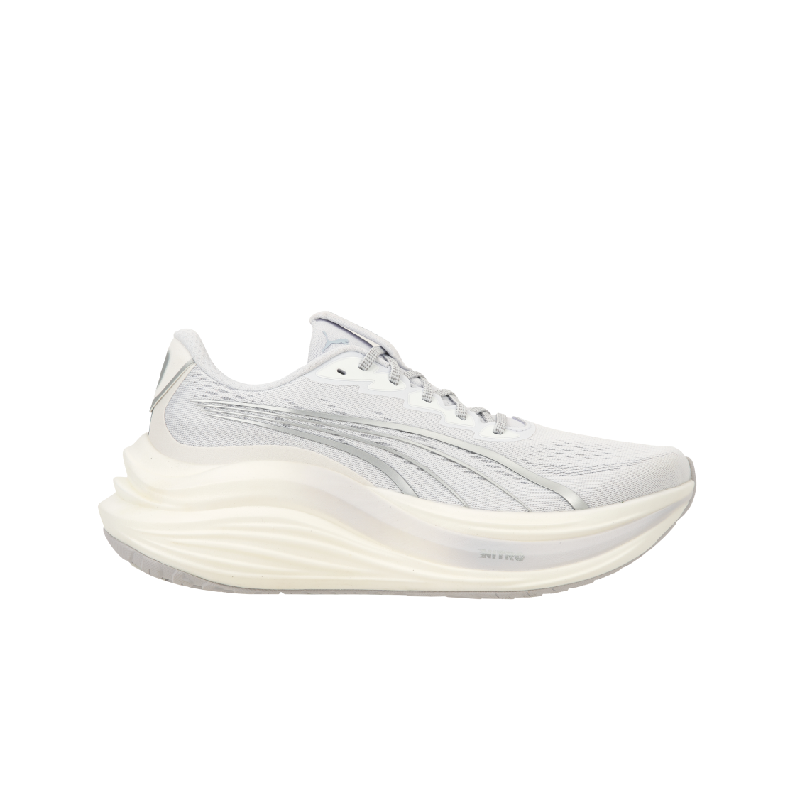 310088-04 Puma Magmax Nitro White Silver