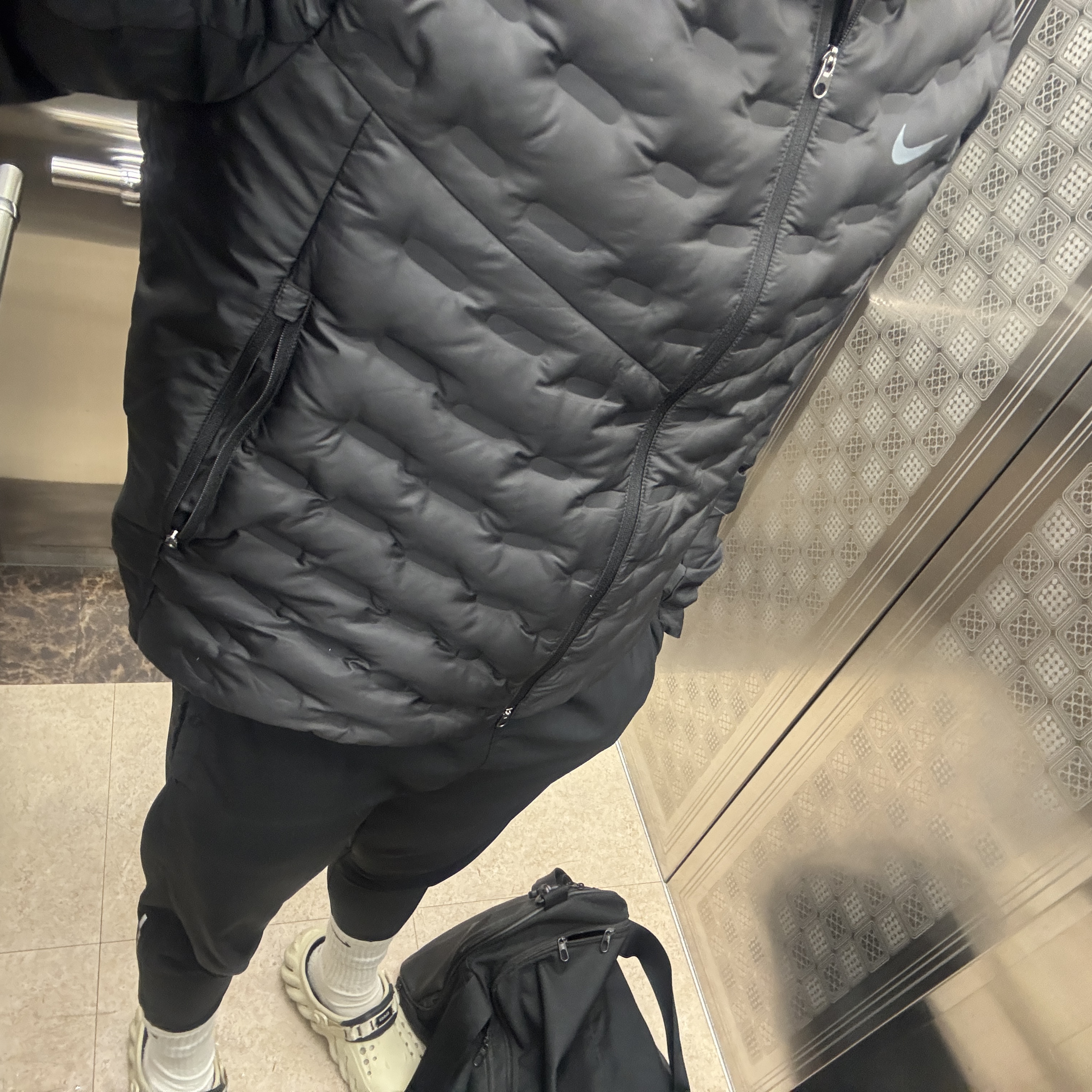 Nike Therma-Fit ADV Aeroloft Repel Down Running Jacket Black - Asia, Nike Dri-Fit Phenom Elite Woven Running Pants Black - Asia 착용 스타일