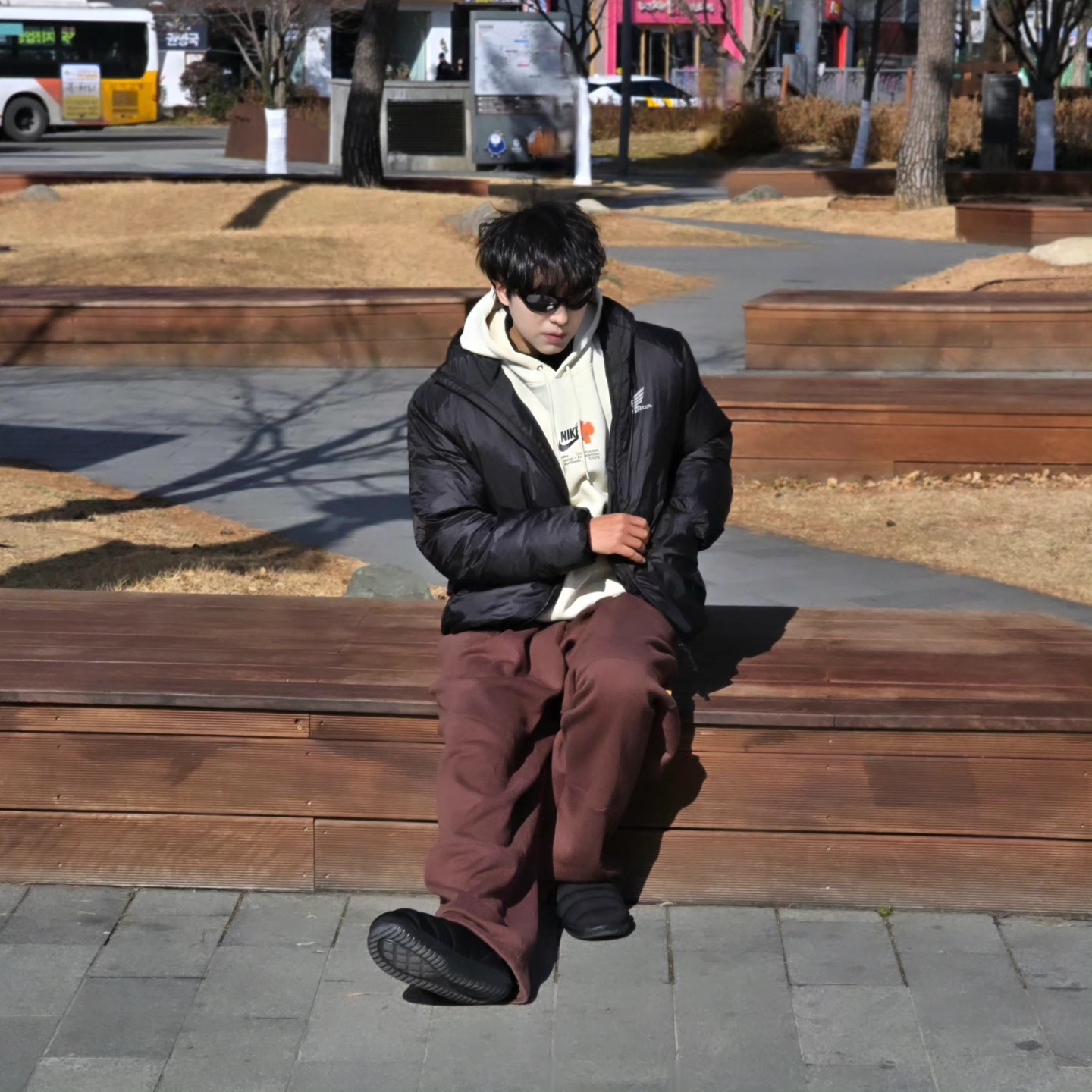Honda H-Tech Non Quilting Hoodie Jacket Black, Nike Burrow SE Black Anthracite 착용 스타일 - 4
