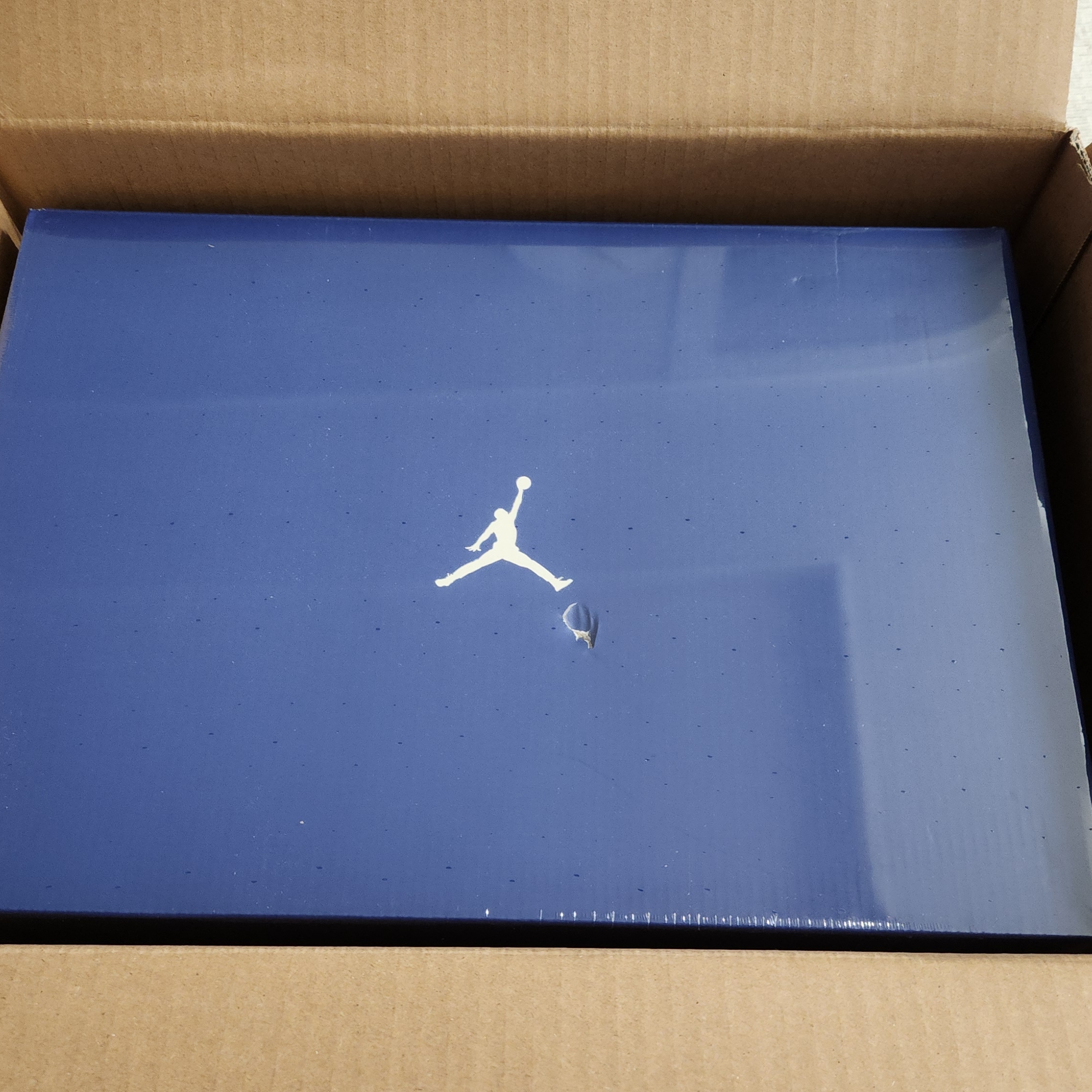 Jordan 11 Retro Rare Air Deep Royal Blue Fire Red 착용 스타일 - 6