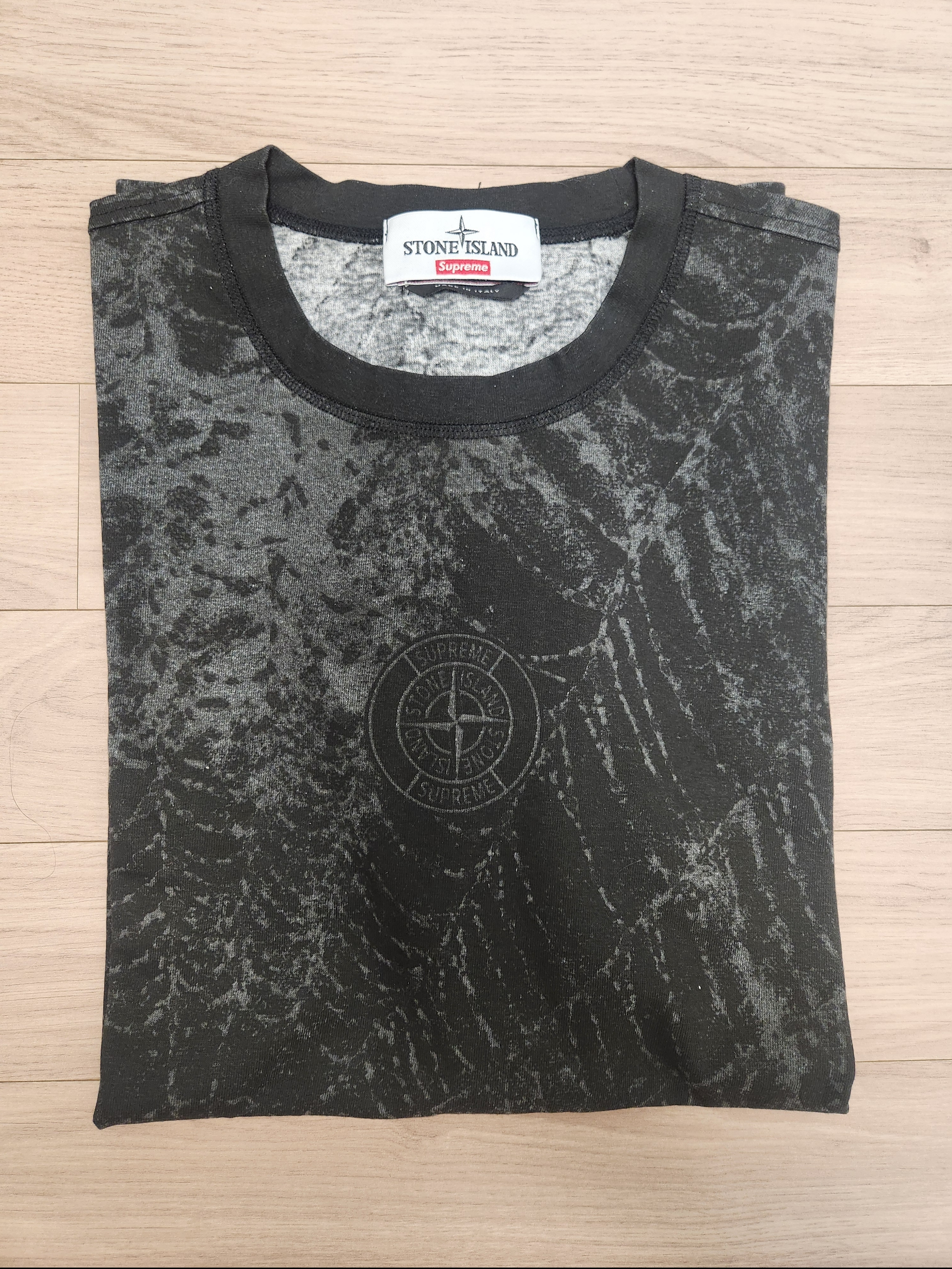Supreme x Stone Island S/S Top Black - 23FW 착용 스타일