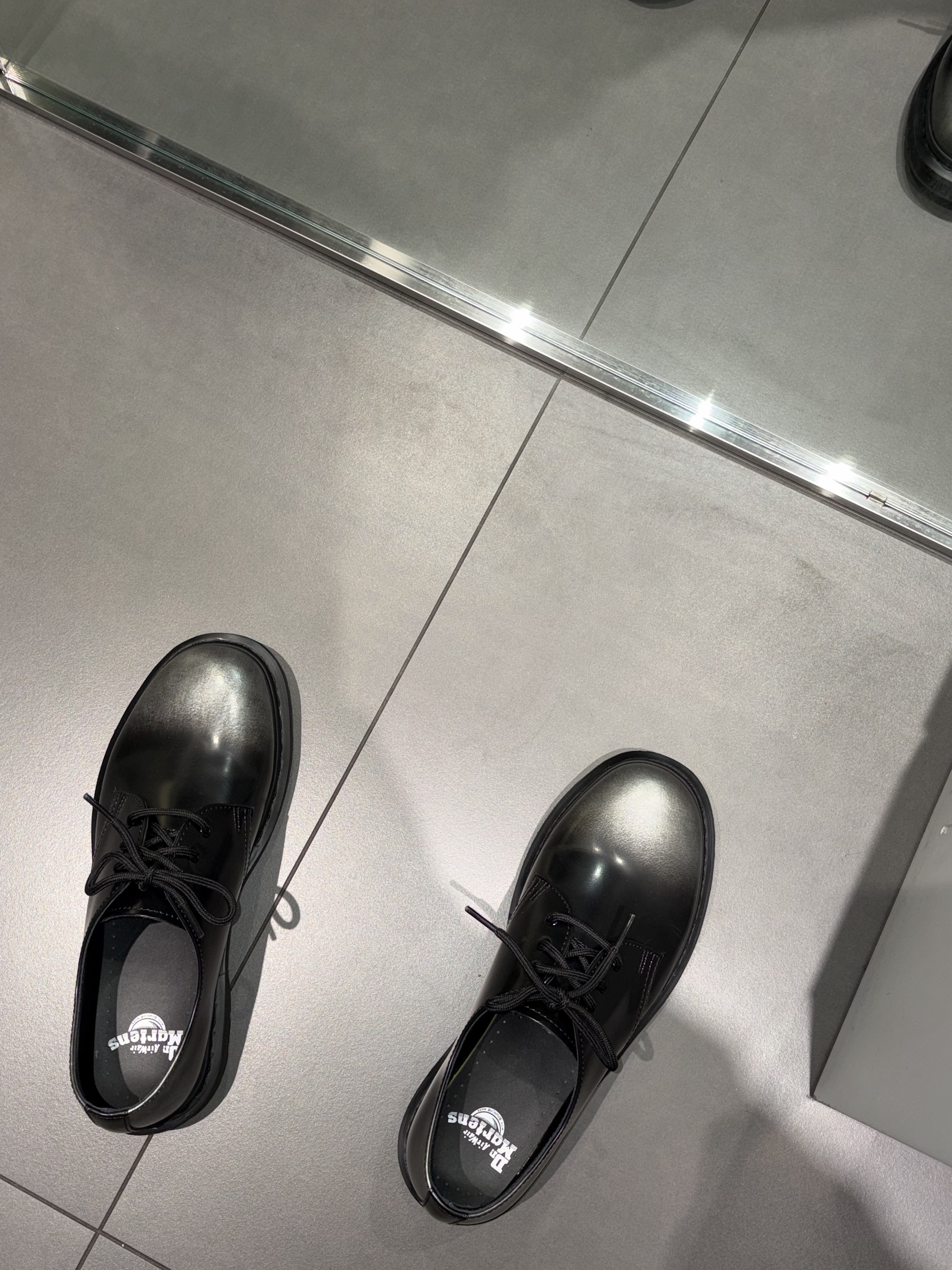 Dr. Martens 1461 Silver Arcadia Multi 착용 스타일