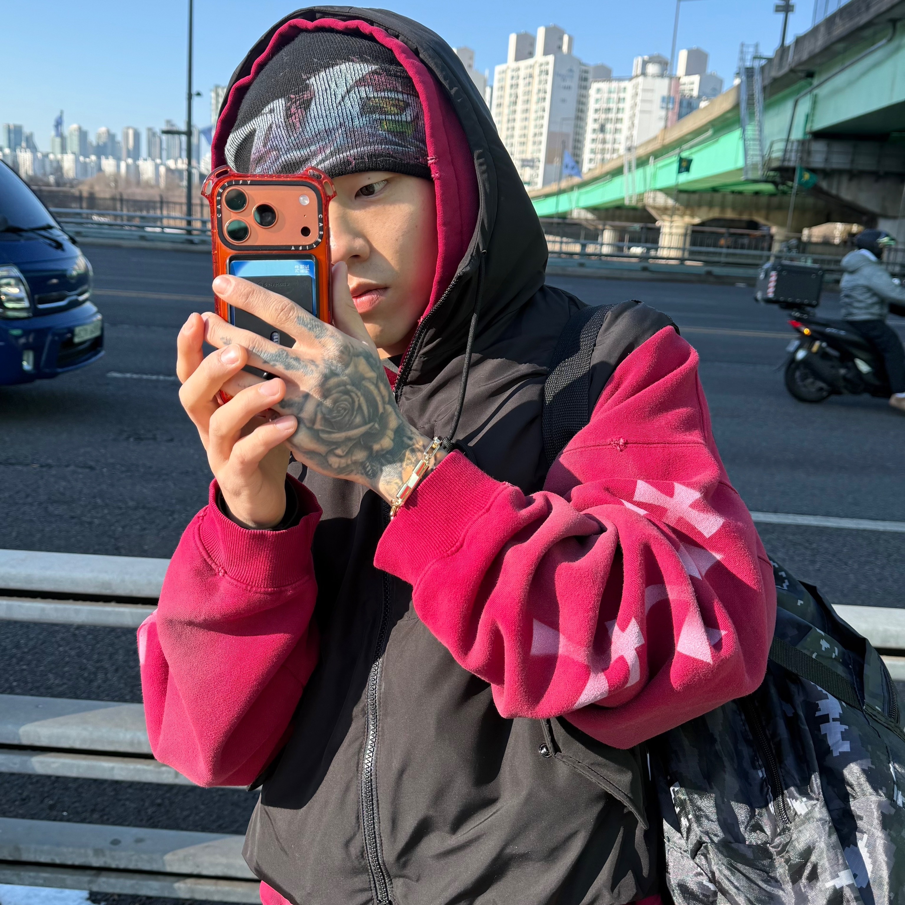 Supreme Tag Beanie Black - 25FW 착용 스타일 - 1