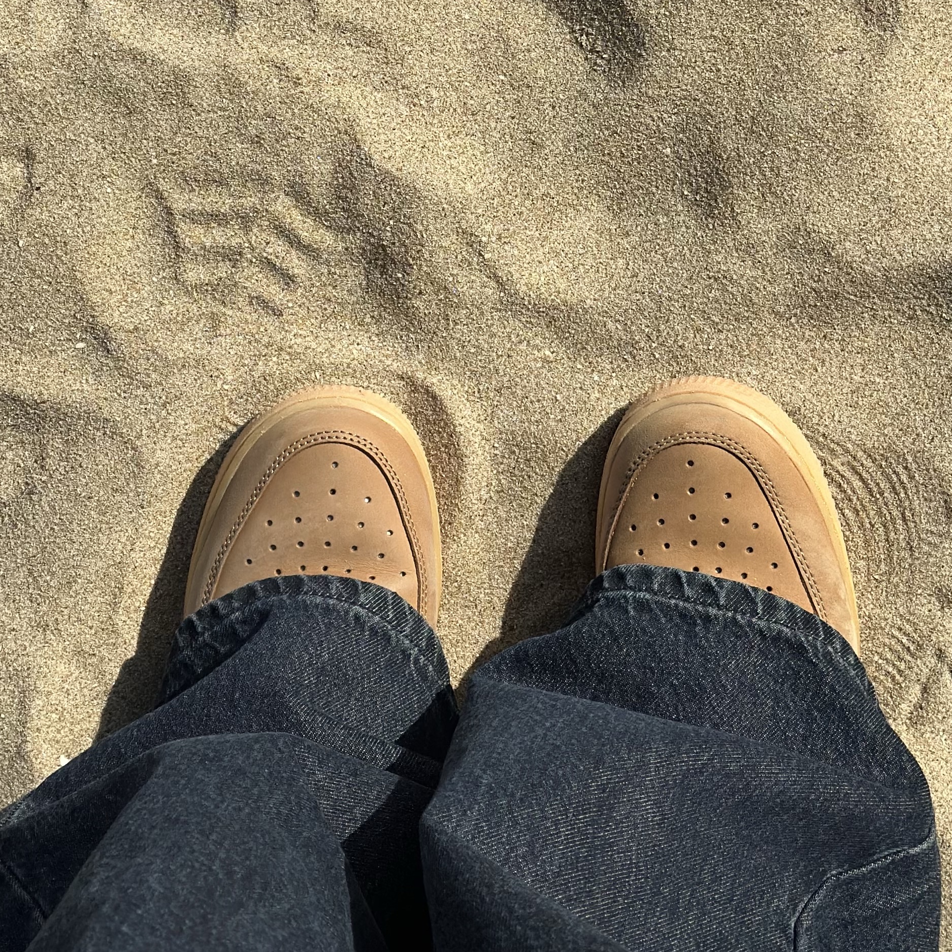 Nike Air Force 1 '07 WB Flax 착용 스타일 - 2